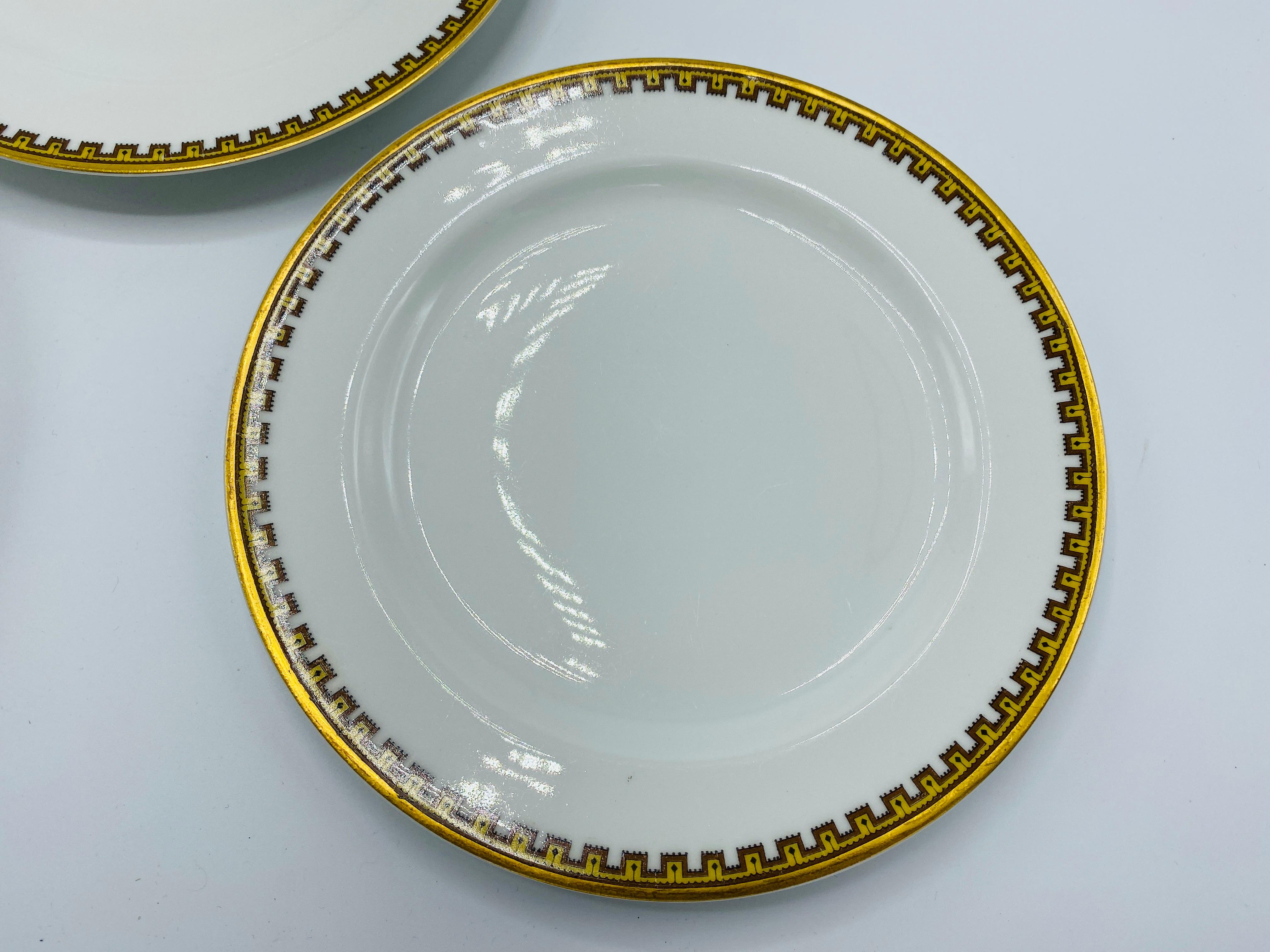 Hand-Painted 1950s Haviland Limoges 'Schleiger 962' Greek Key China Plates, Set of 5 For Sale