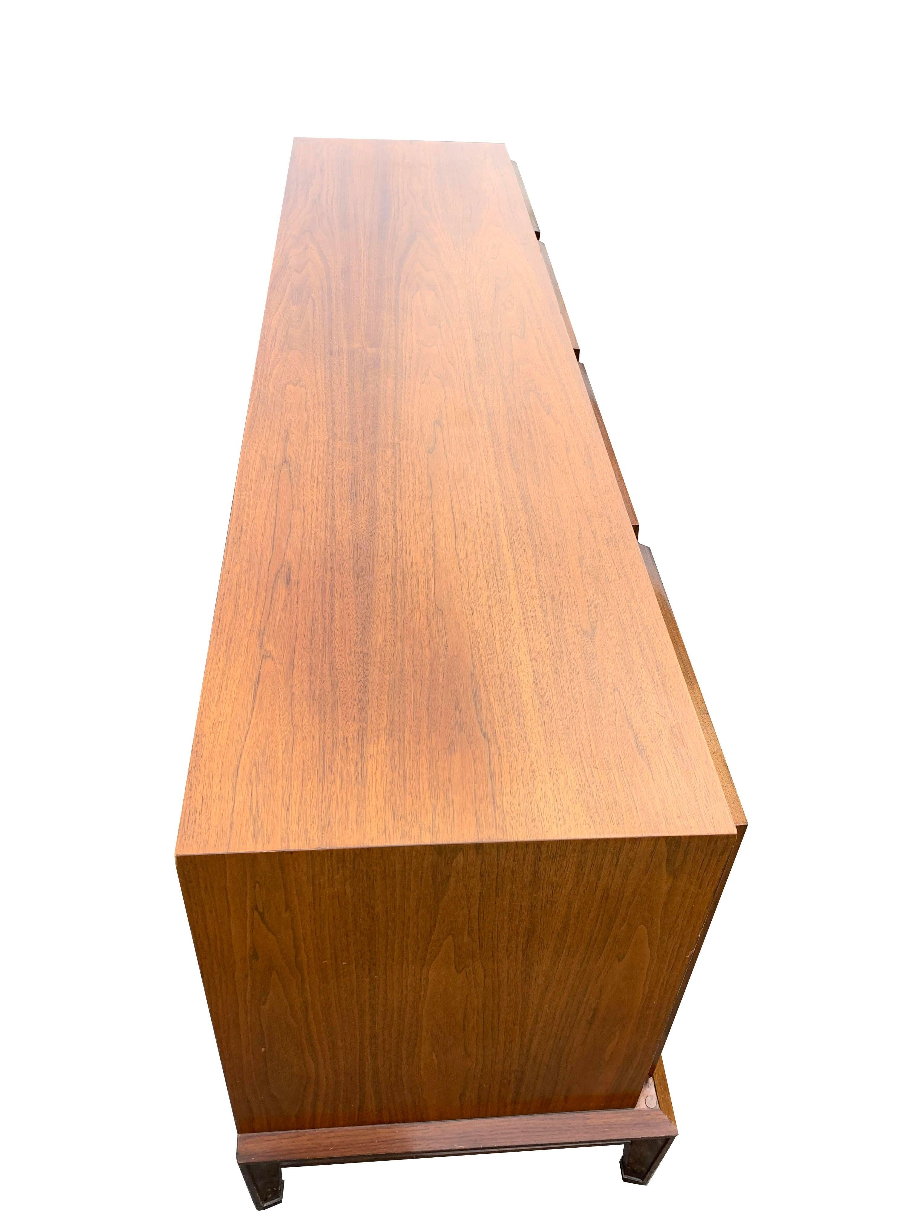 1950s Helen Hobey Baker Vintage Credenza or Dresser in Mid Century Modern Style In Good Condition In Saddle River, NJ