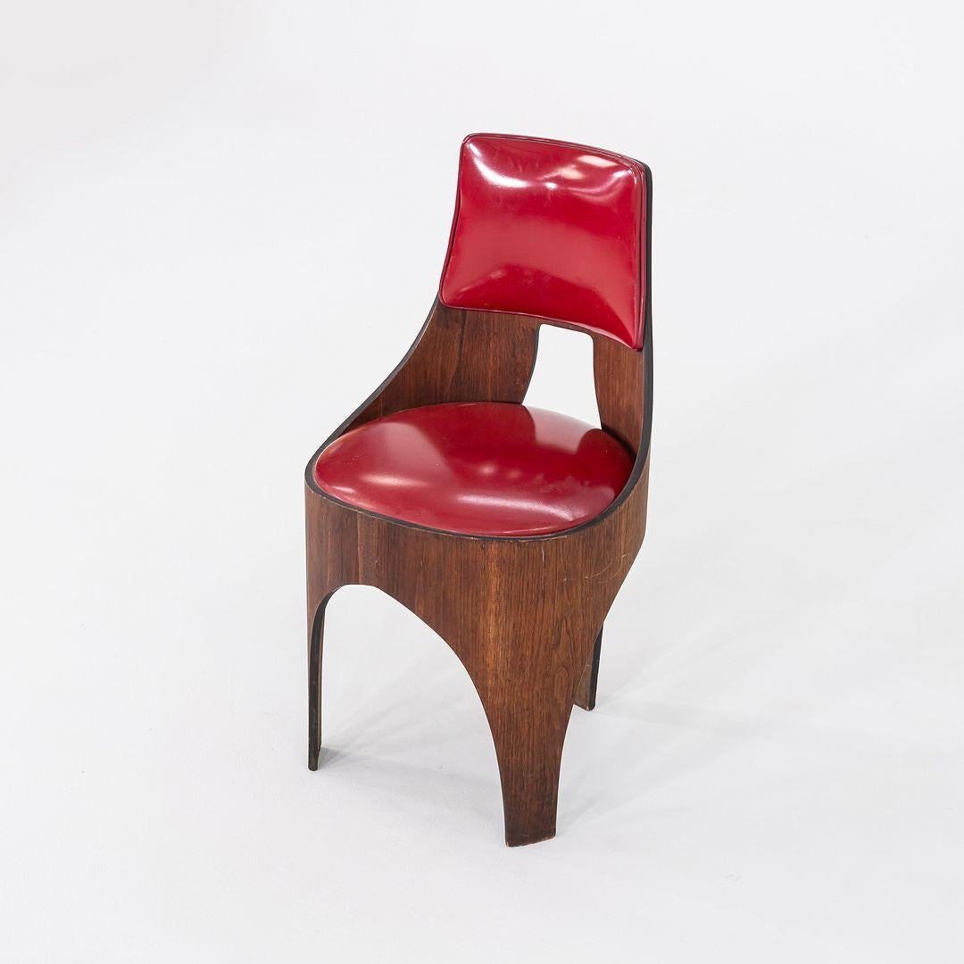 1950s Henry P. Glass for Richbilt Cylindra Dining Chair in Walnut and Red Vinyl Bon état - En vente à Philadelphia, PA