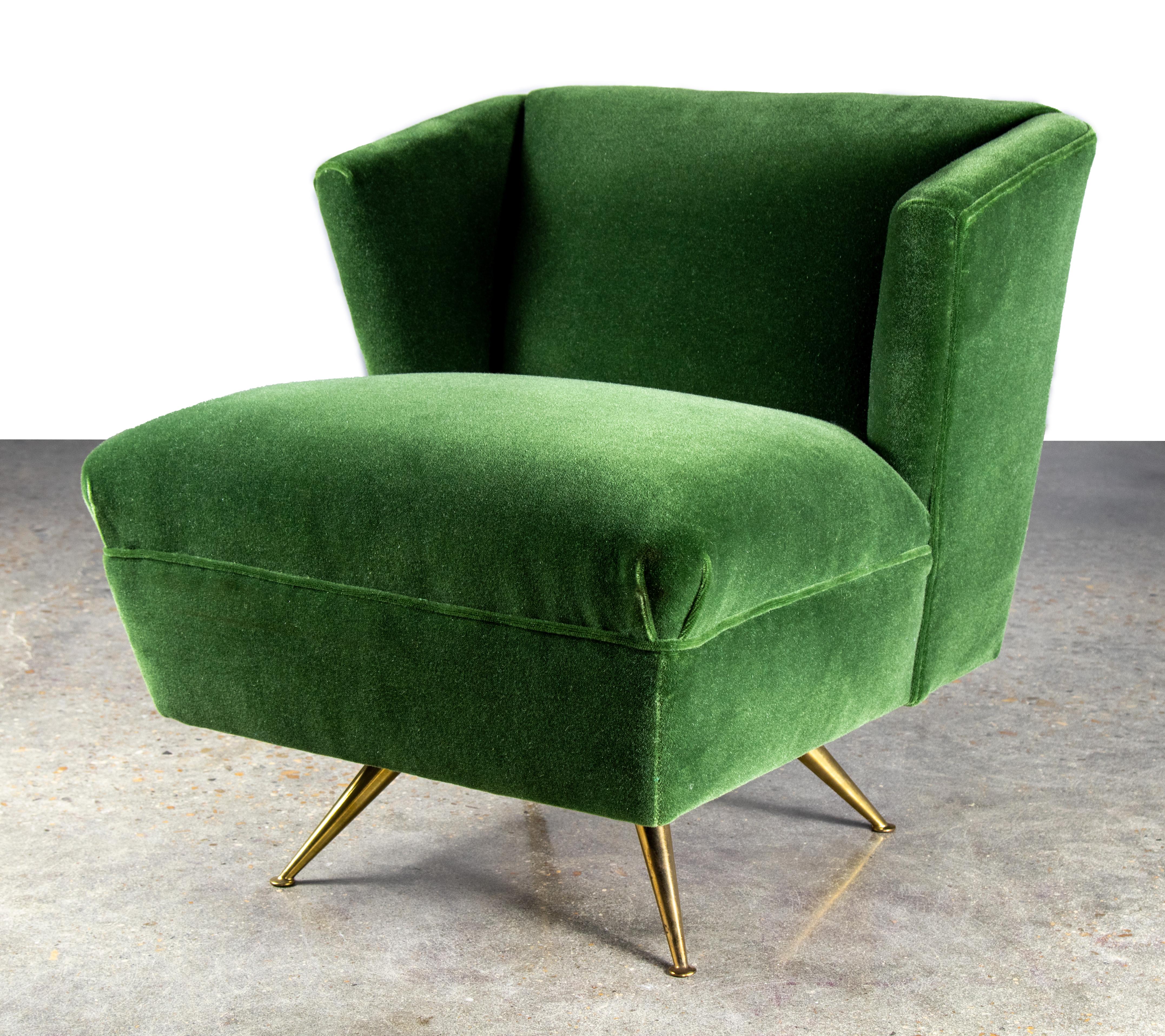 Mid-Century Modern 1950s Henry P Glass Swivel Lounge Chair Green Mohair on brass legs JL Chase Co. For Sale