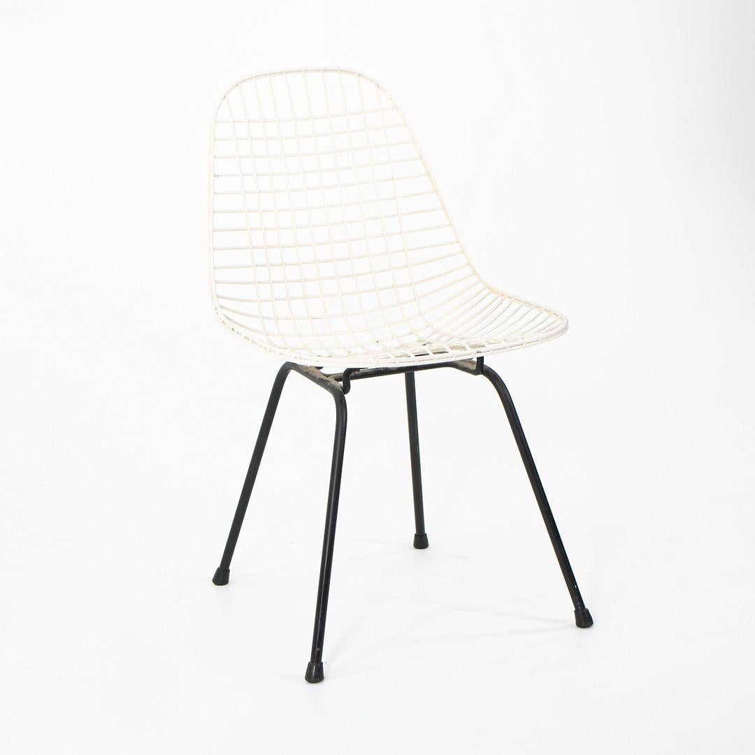 1950s Herman Miller Eames DKX Wire Dining Chair in White with Black Base en vente 3