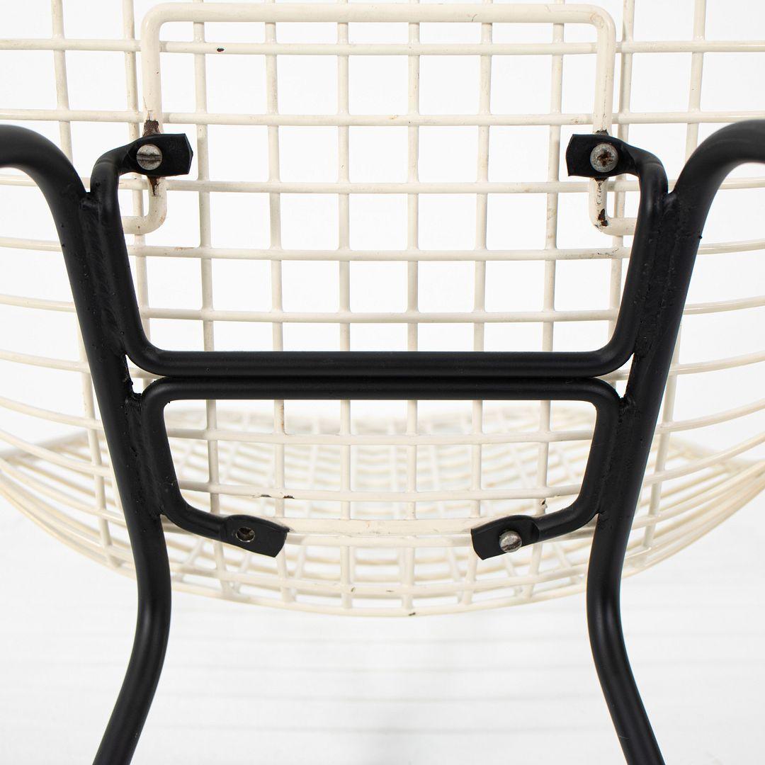 1950s Herman Miller Eames DKX Wire Dining Chair in White with Black Base en vente 5
