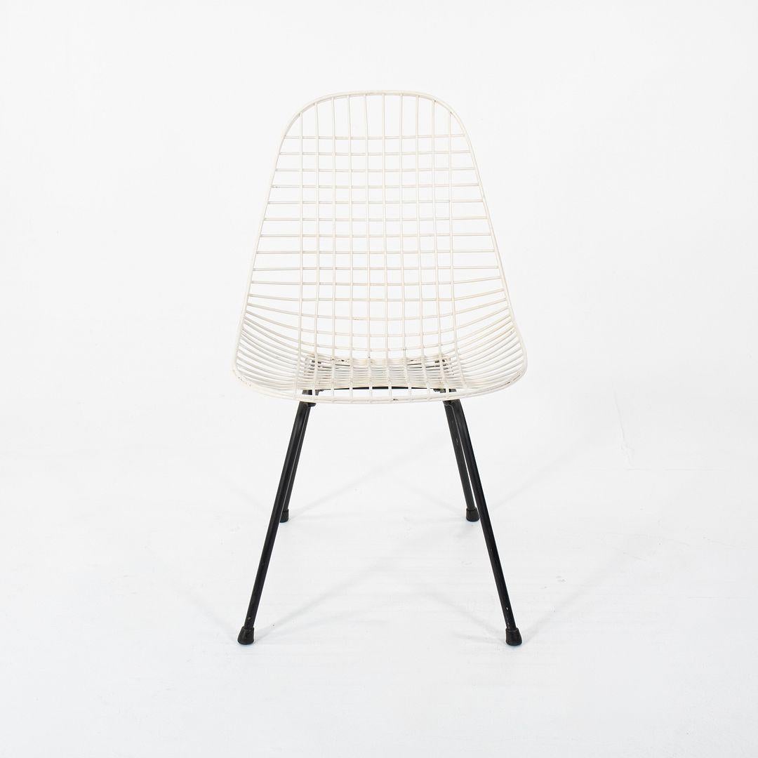 Acier 1950s Herman Miller Eames DKX Wire Dining Chair in White with Black Base en vente