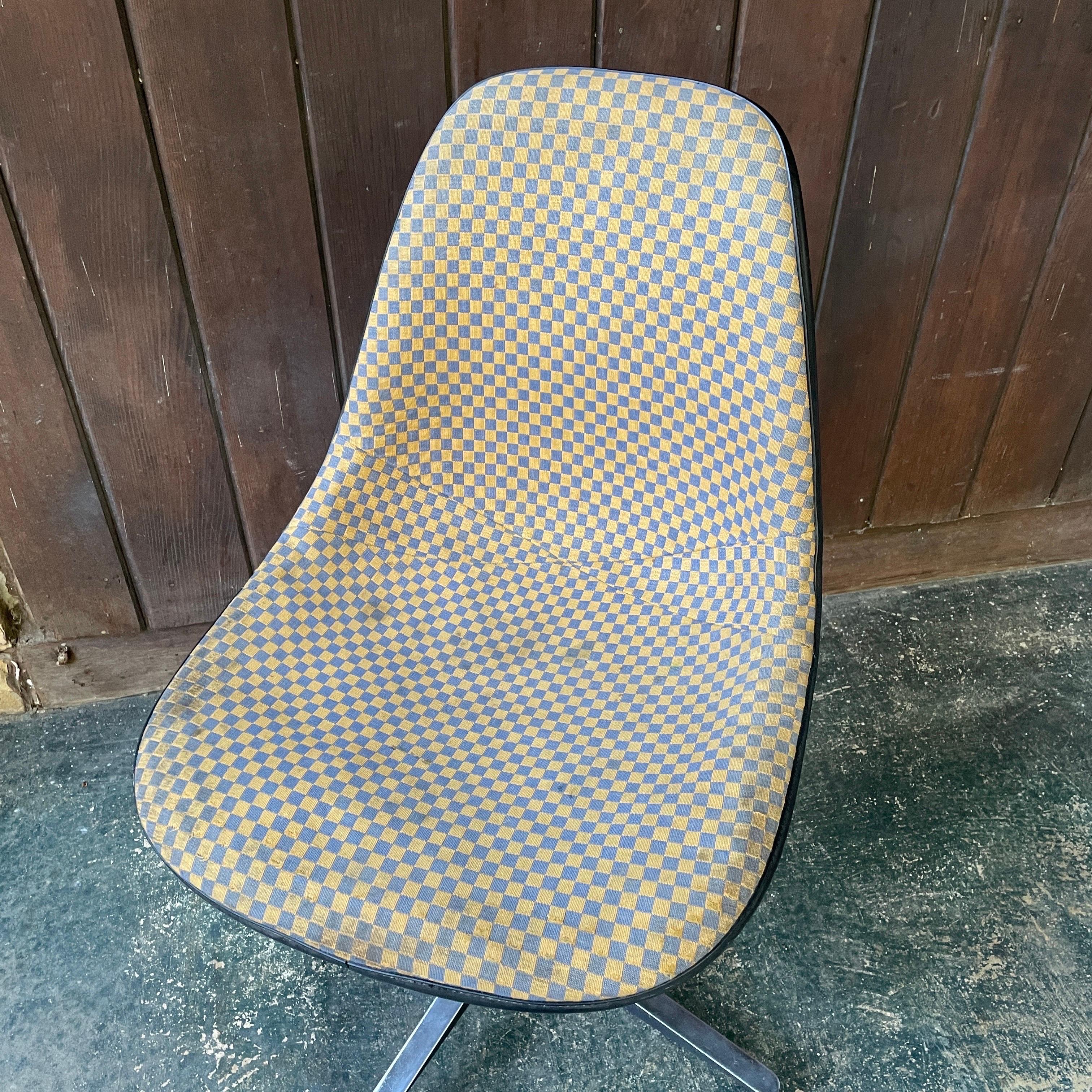 1950s Herman Miller Eames PSC Swivel Desk Chair, Alexander Girard Checkerboard For Sale 11
