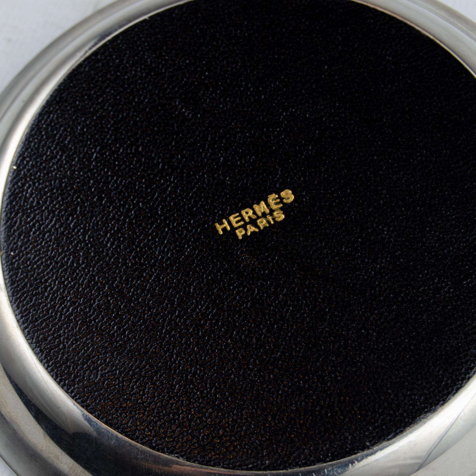 Hermès Raucherset aus den 1950er Jahren (Metall) im Angebot