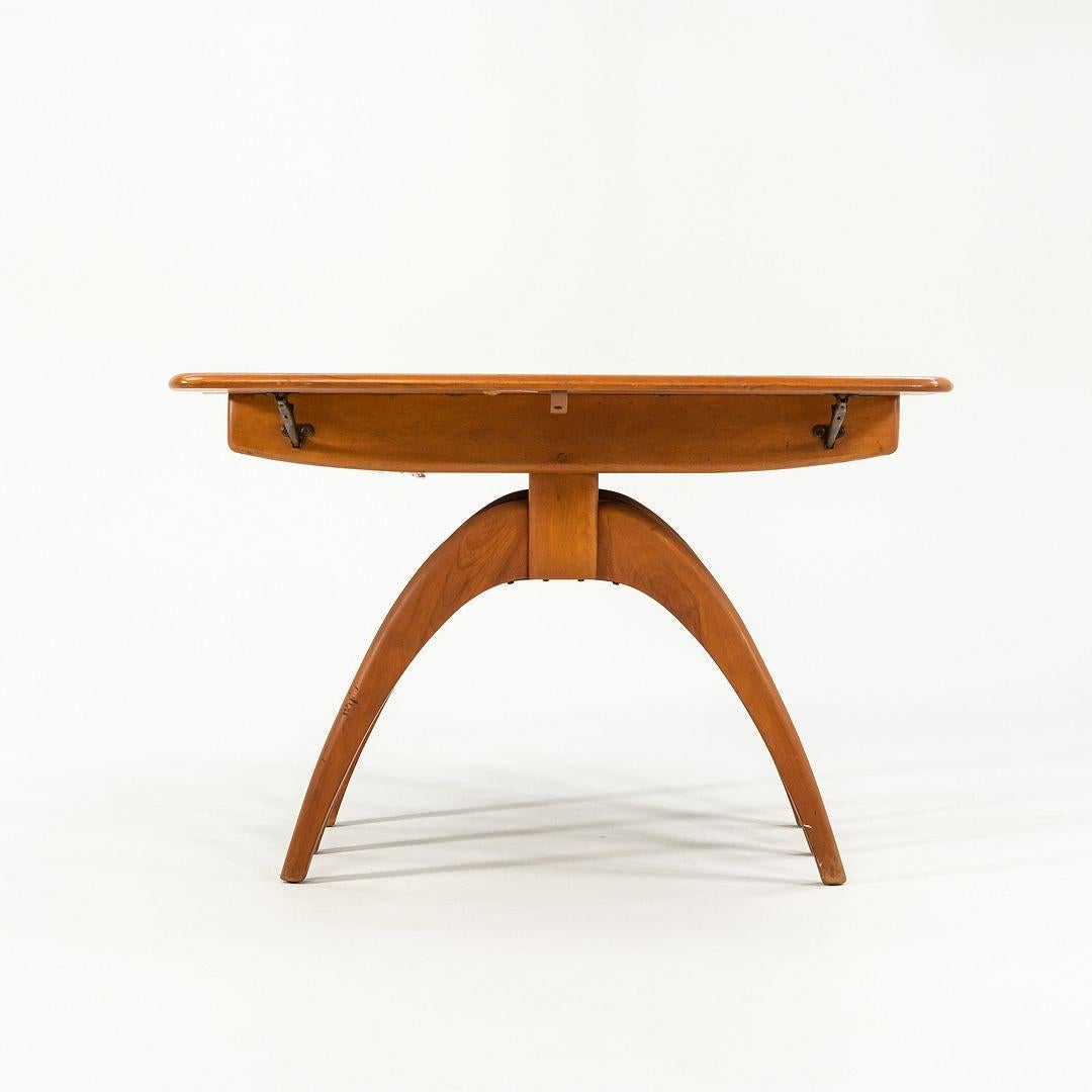 1950s Heywood Wakefield Drop-Leaf Butterfly Dining Table For Sale 4