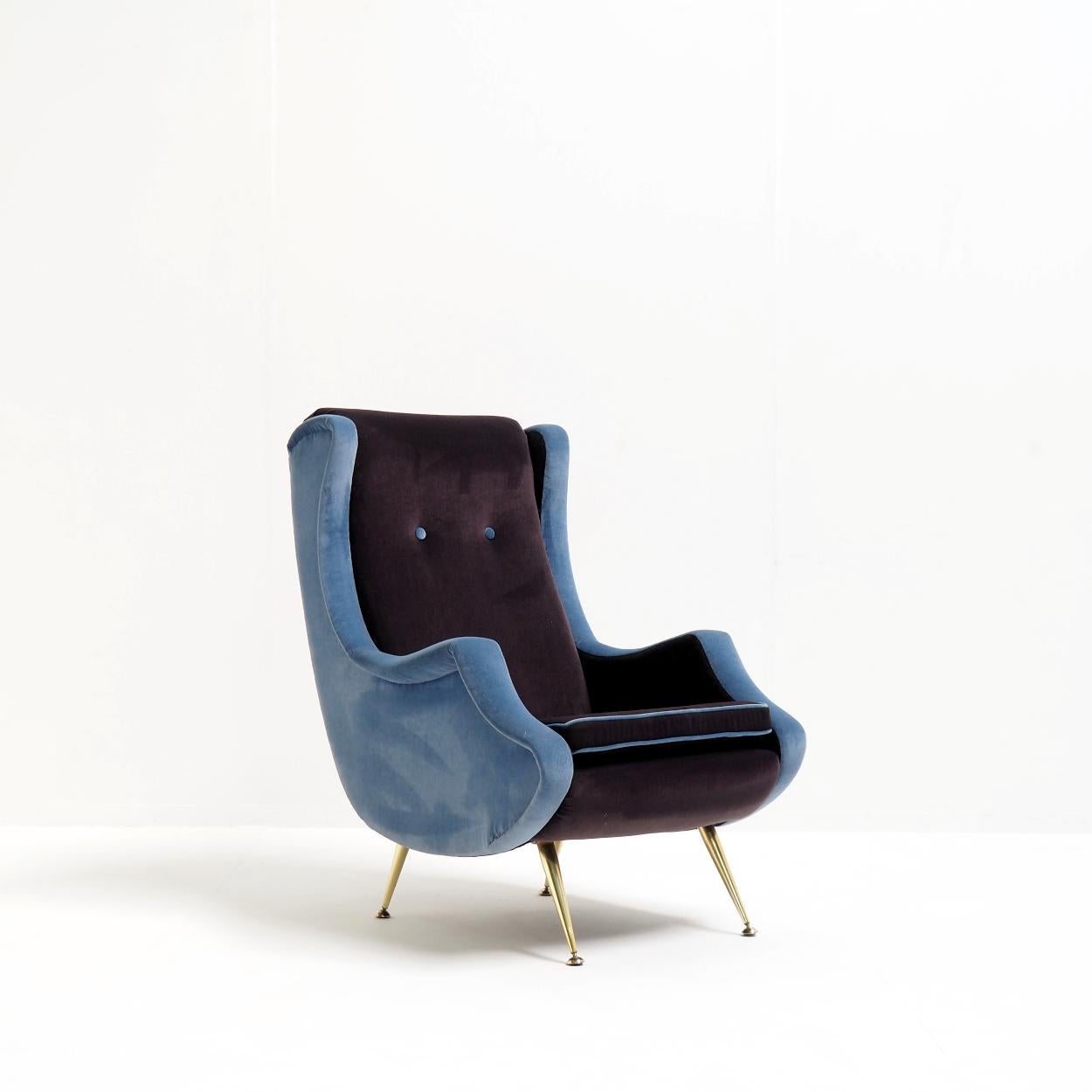 Mid-Century Modern 1950’s High-Back Fauteuil, Reupholstered in a Blue and Mauve Velvet For Sale