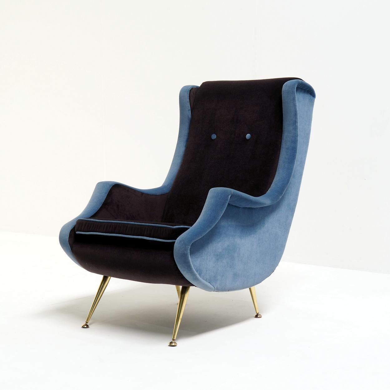 1950’s High-Back Fauteuil, Reupholstered in a Blue and Mauve Velvet For Sale 1