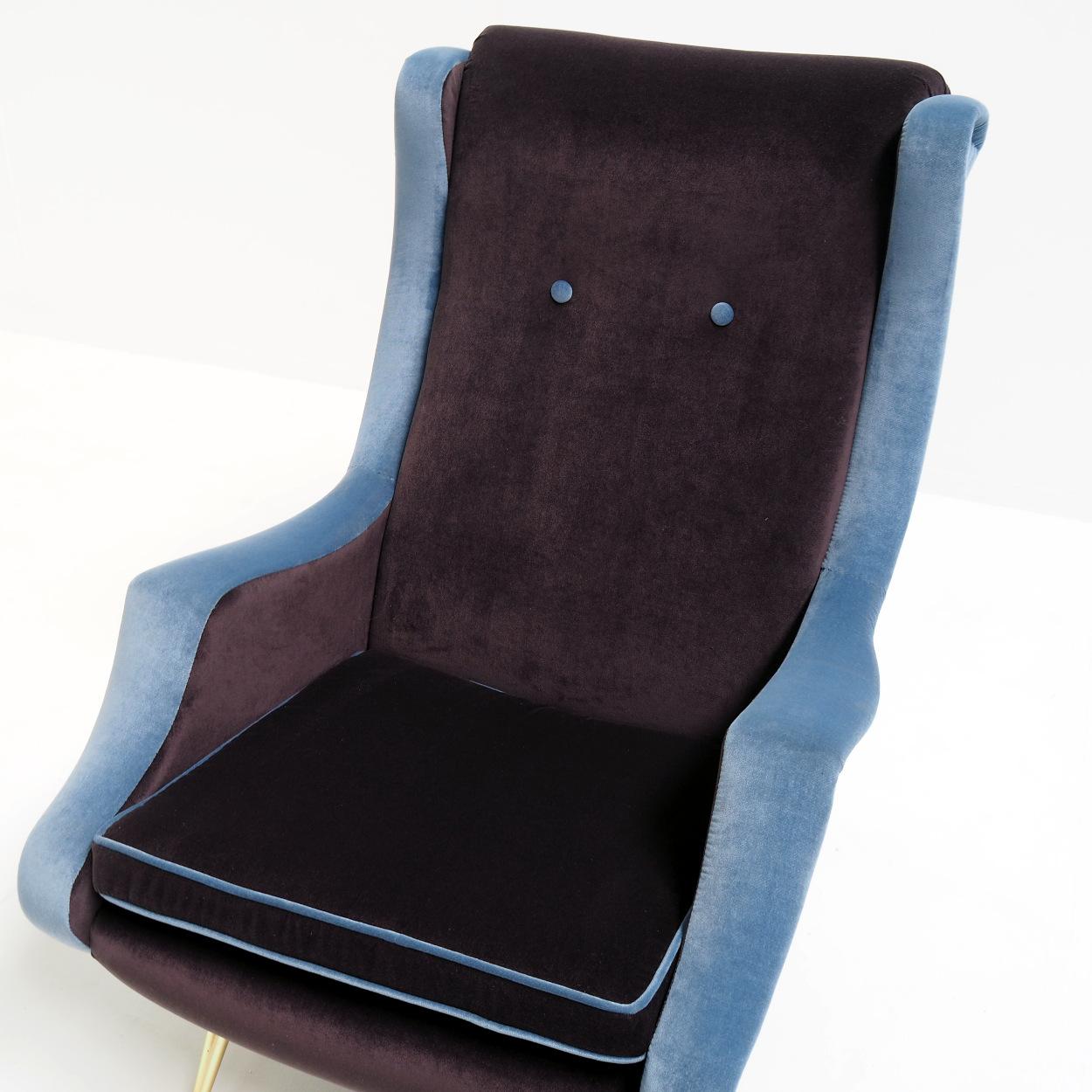 1950’s High-Back Fauteuil, Reupholstered in a Blue and Mauve Velvet For Sale 2