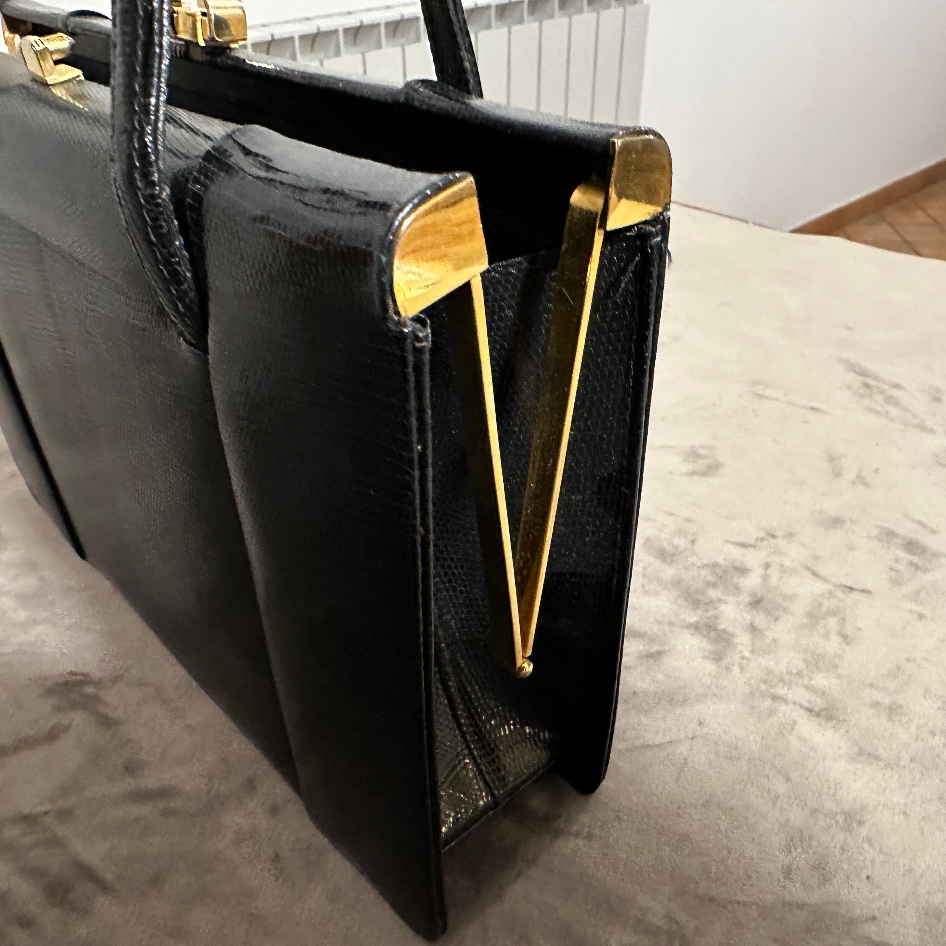 1950s High Quality Black Leather and Brass hardware Italian Evening Bag For Sale 6