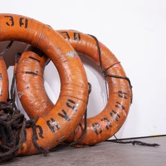 hochdekorative Schiffsrettungsbojen aus den 1950er Jahren
