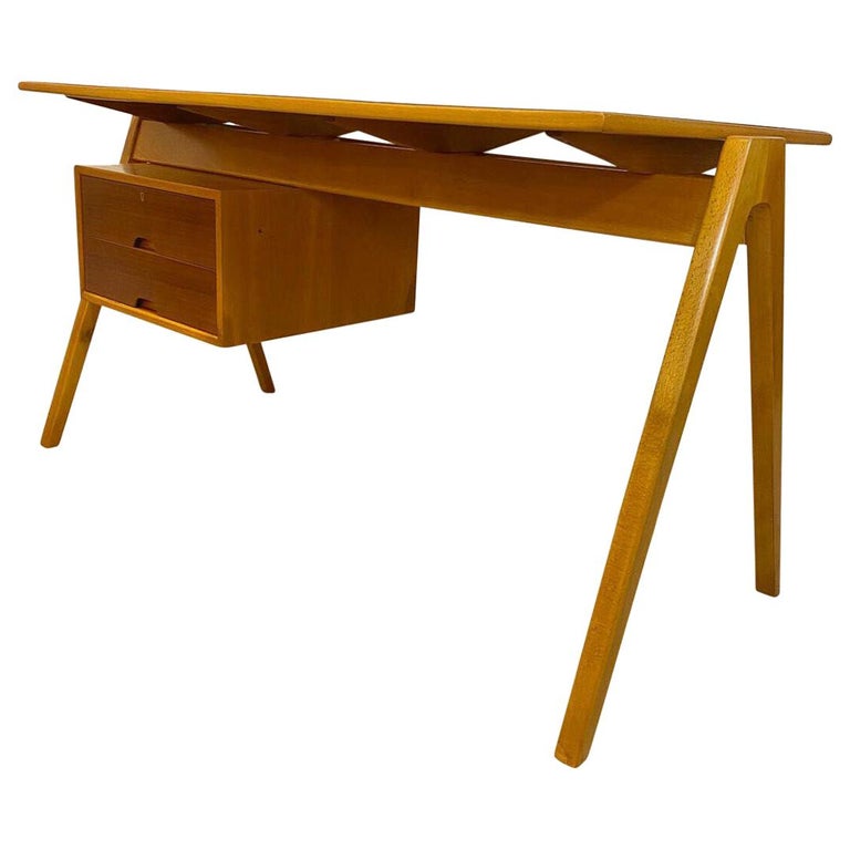 1950s Hillestak Desk Designed by Robin Day or Hille of London at 1stDibs