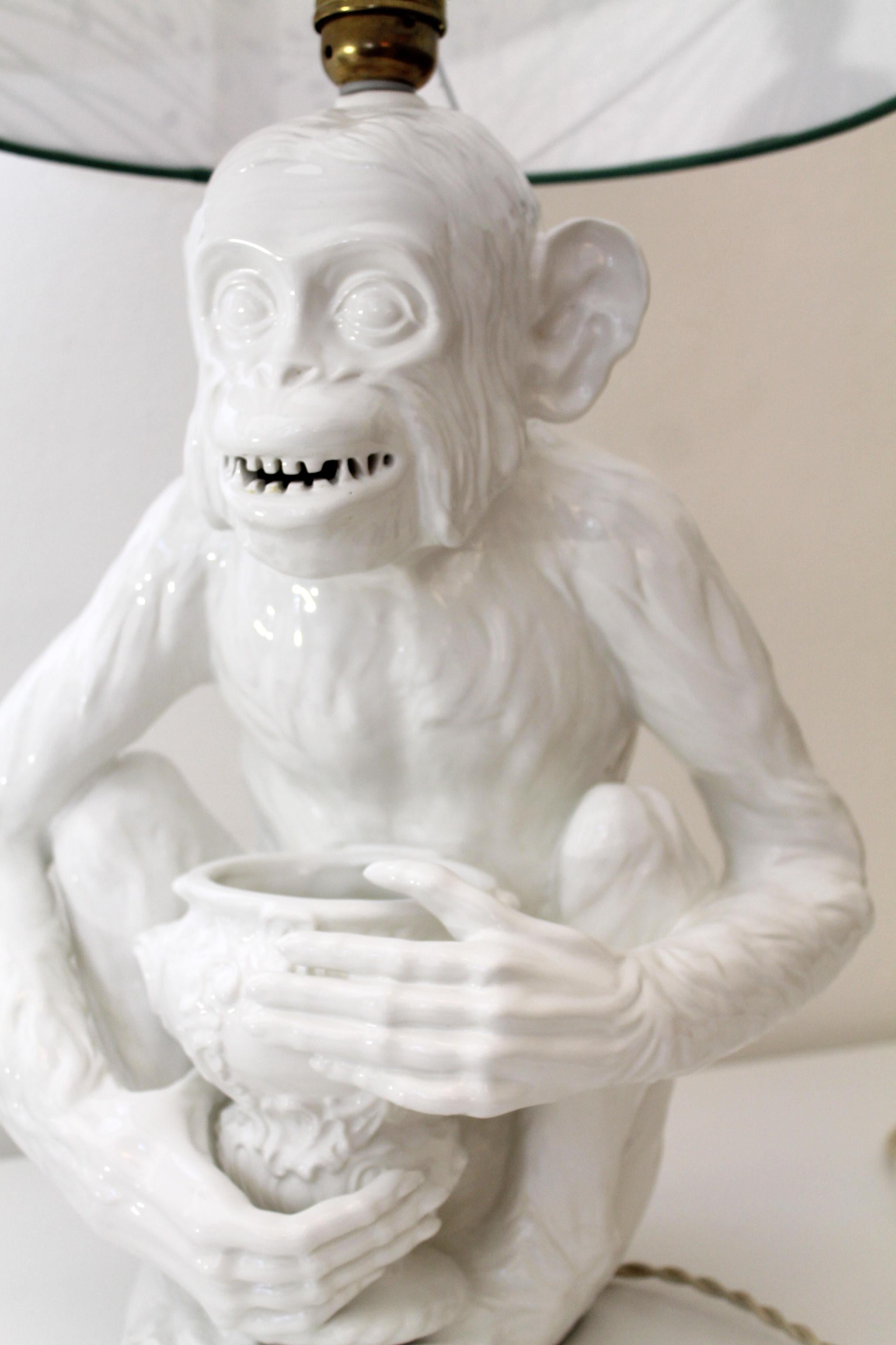 1950s Hollywood Regency Ceramic Monkey Table Lamp Mint Condition For Sale 2