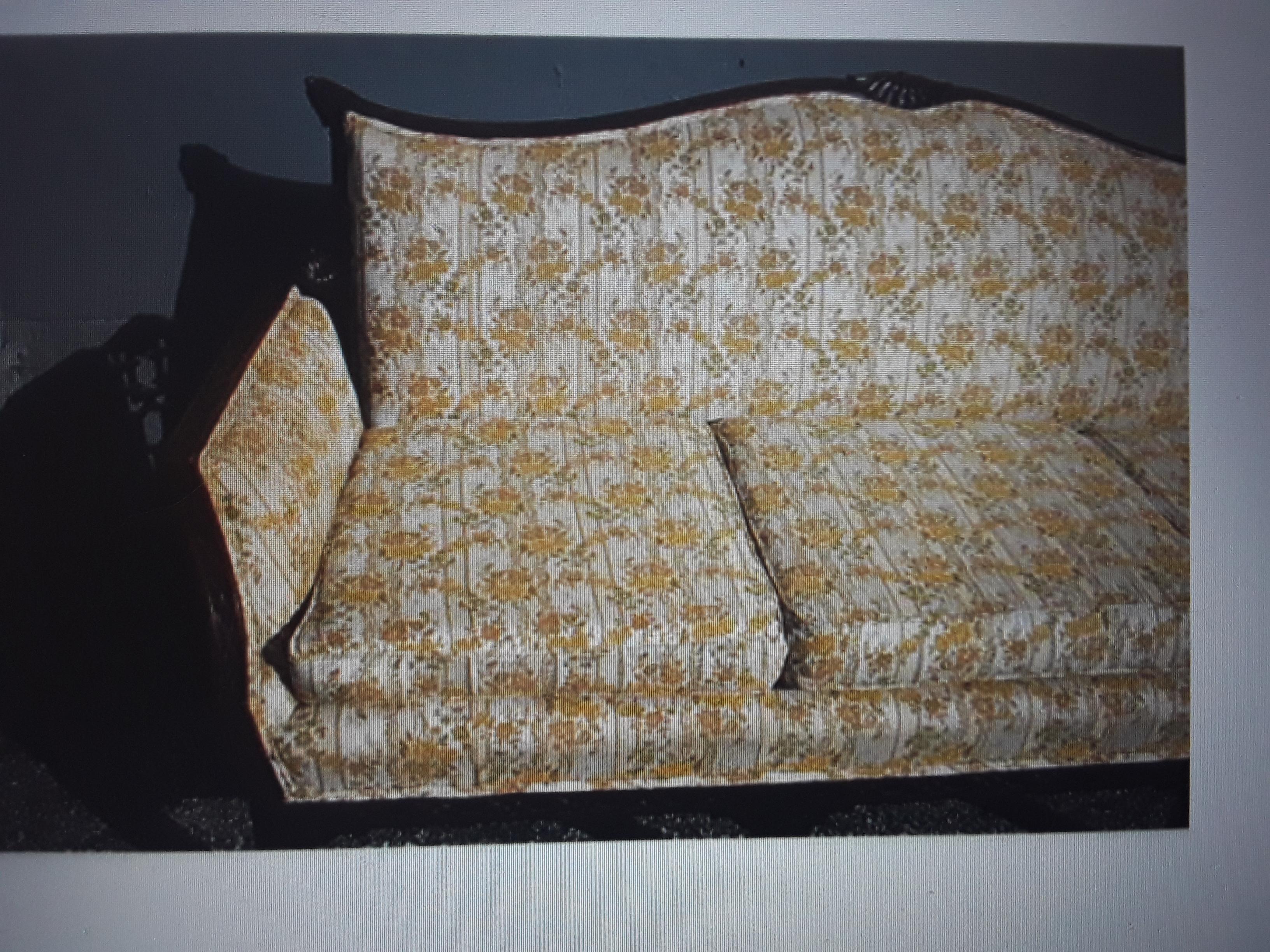 Grand canapé Hollywood Regency des années 1950 sculpté de manière experte Chinoiserie/Asie en vente 8