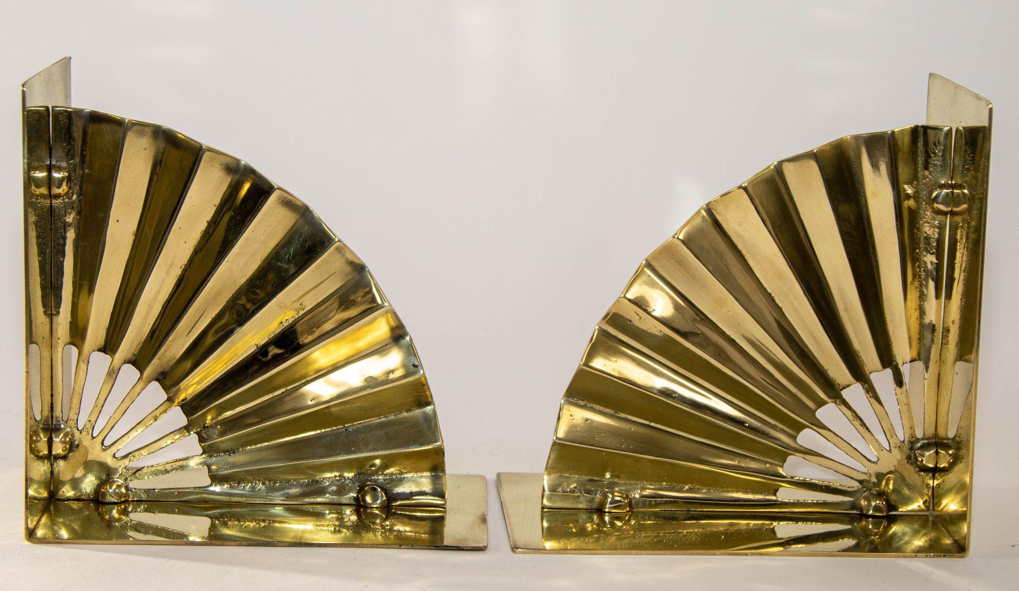 1950s Hollywood Regency Solid Polished Brass Bookends Asian Fan Shaped For Sale 5