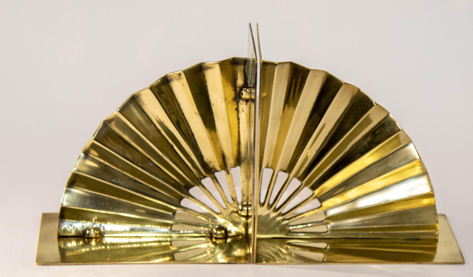 1950s Hollywood Regency Solid Polished Brass Bookends Asian Fan Shaped For Sale 6
