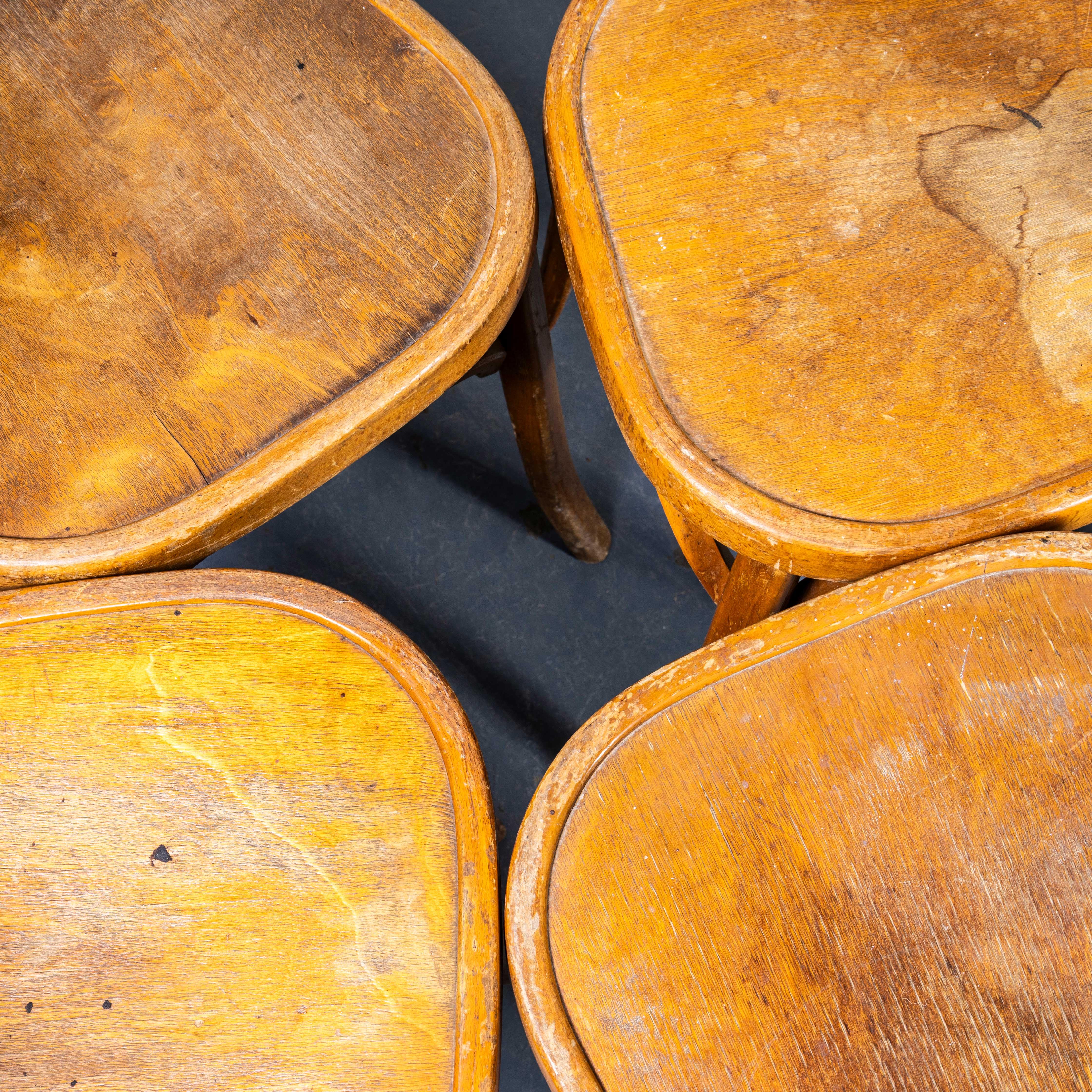 1950's Honey Oak Bentwood Baumann Dining Chairs - Set Of Four (Buchenholz) im Angebot