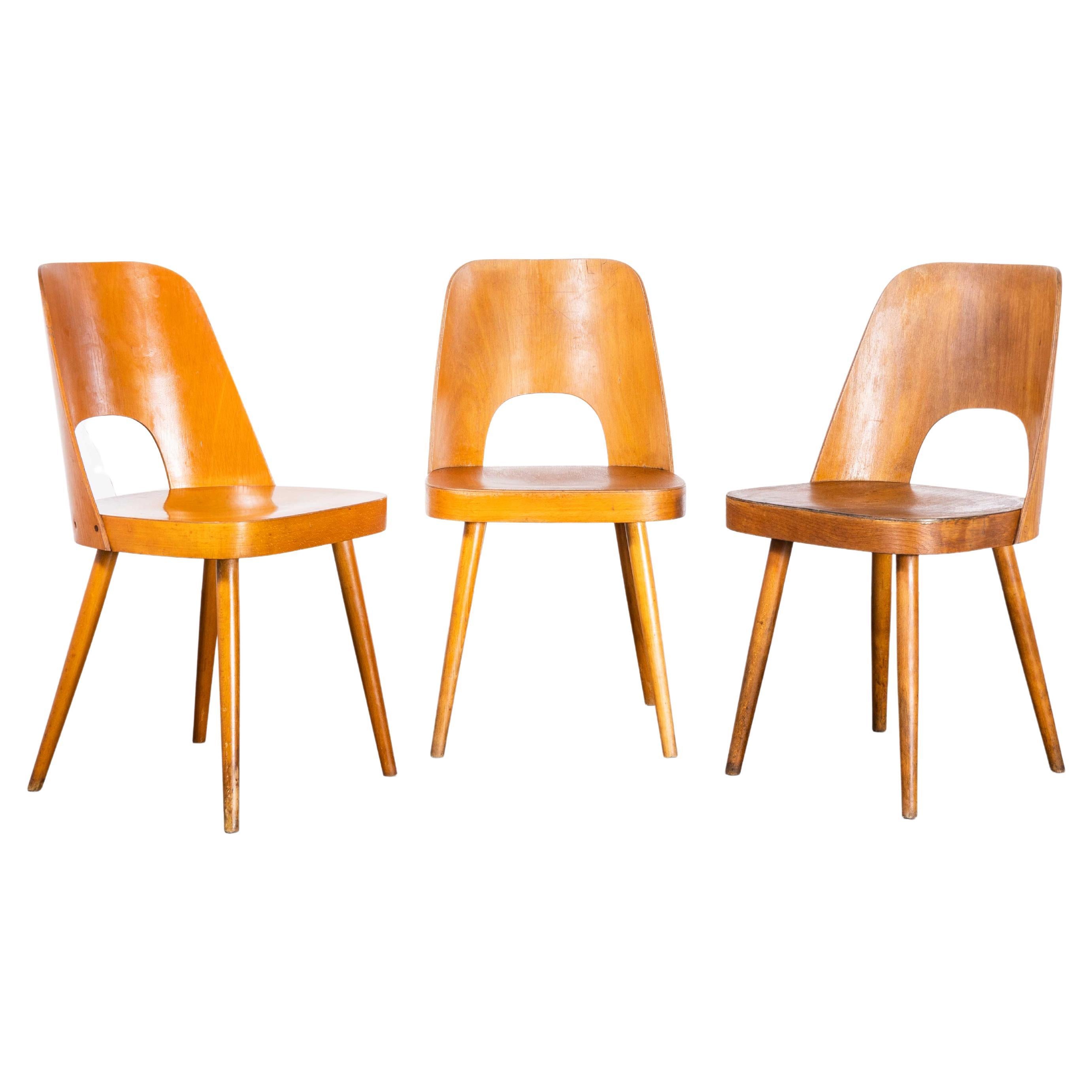 1950s Honey Oak Side Chairs, Oswald Haerdtl Model515, Set of Three For Sale