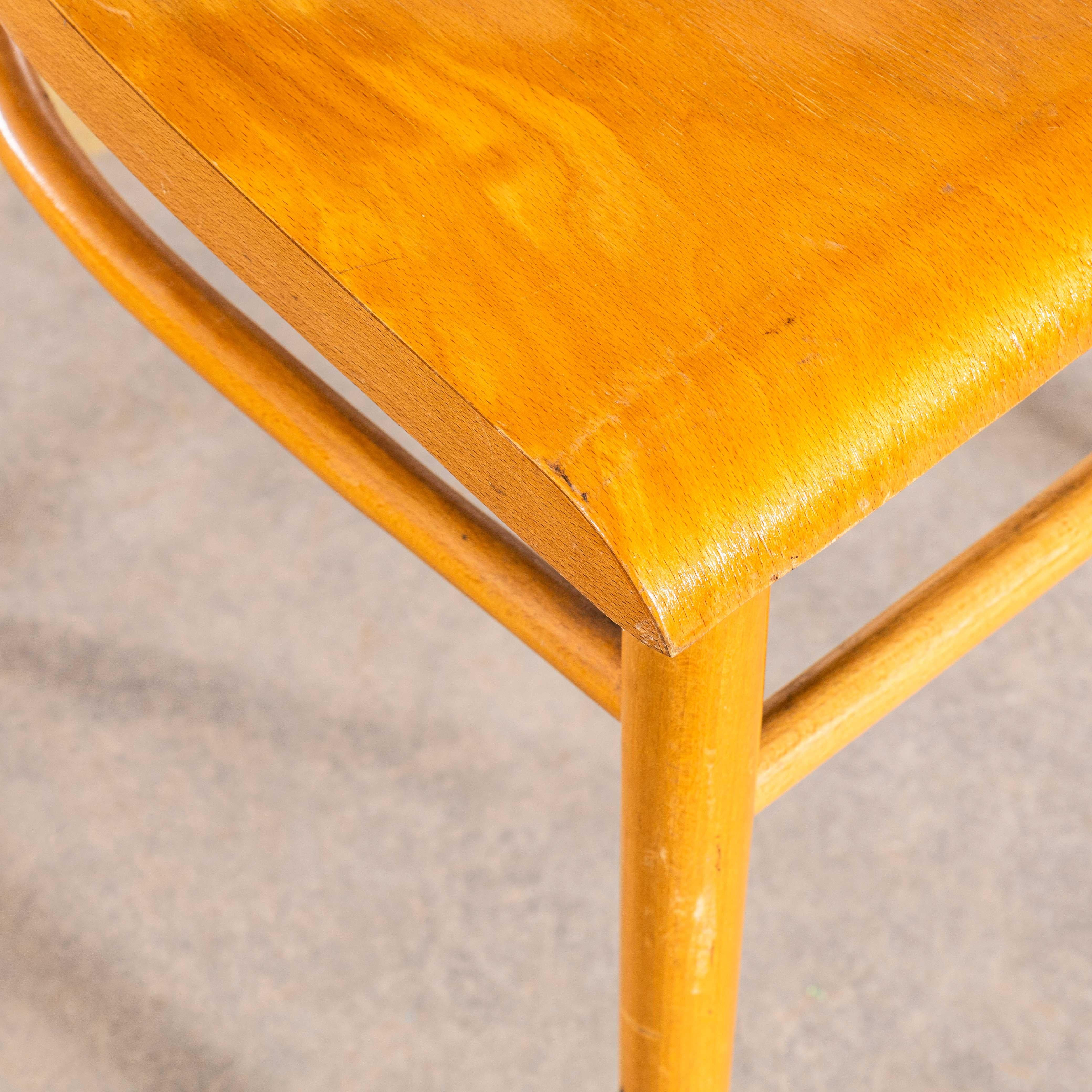 Sedie da pranzo a barra singola in Oak del 1950 con sedile piatto a bordi curvi - Coppia in vendita 1