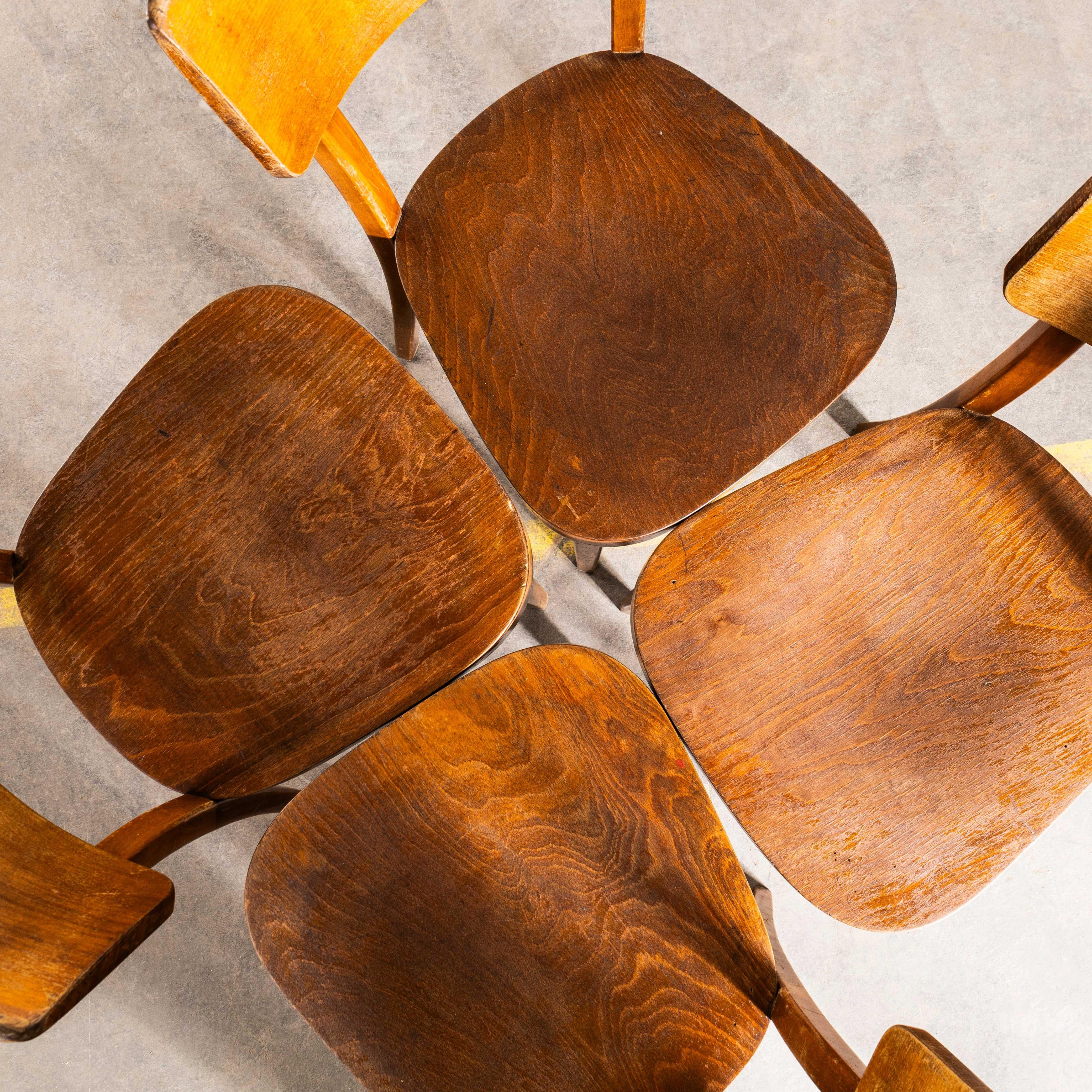 1950's Honey Oak Solid Backed Dining Chairs - Satz von vier im Zustand „Gut“ im Angebot in Hook, Hampshire