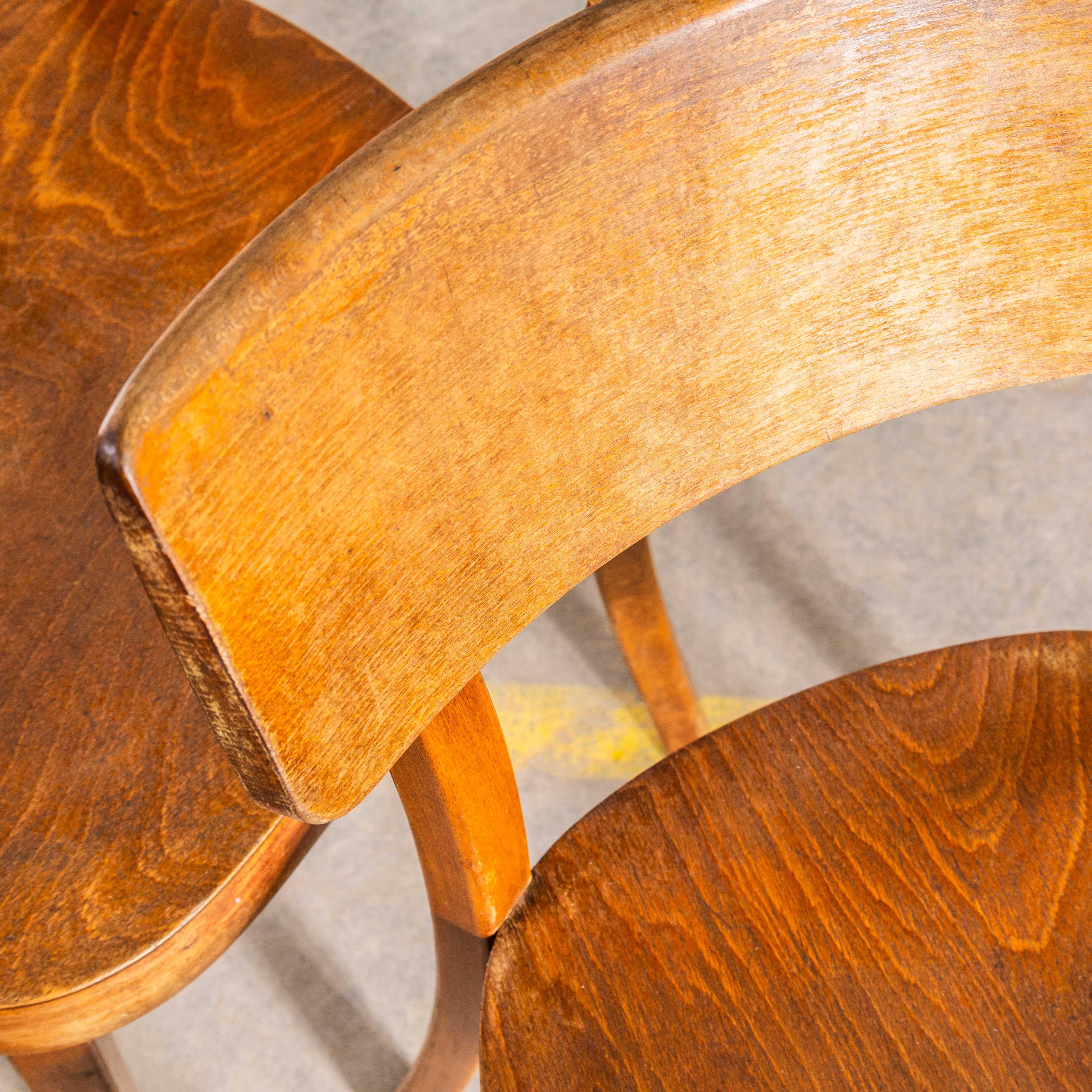 1950's Honey Oak Solid Backed Dining Chairs - Satz von vier (Mitte des 20. Jahrhunderts) im Angebot
