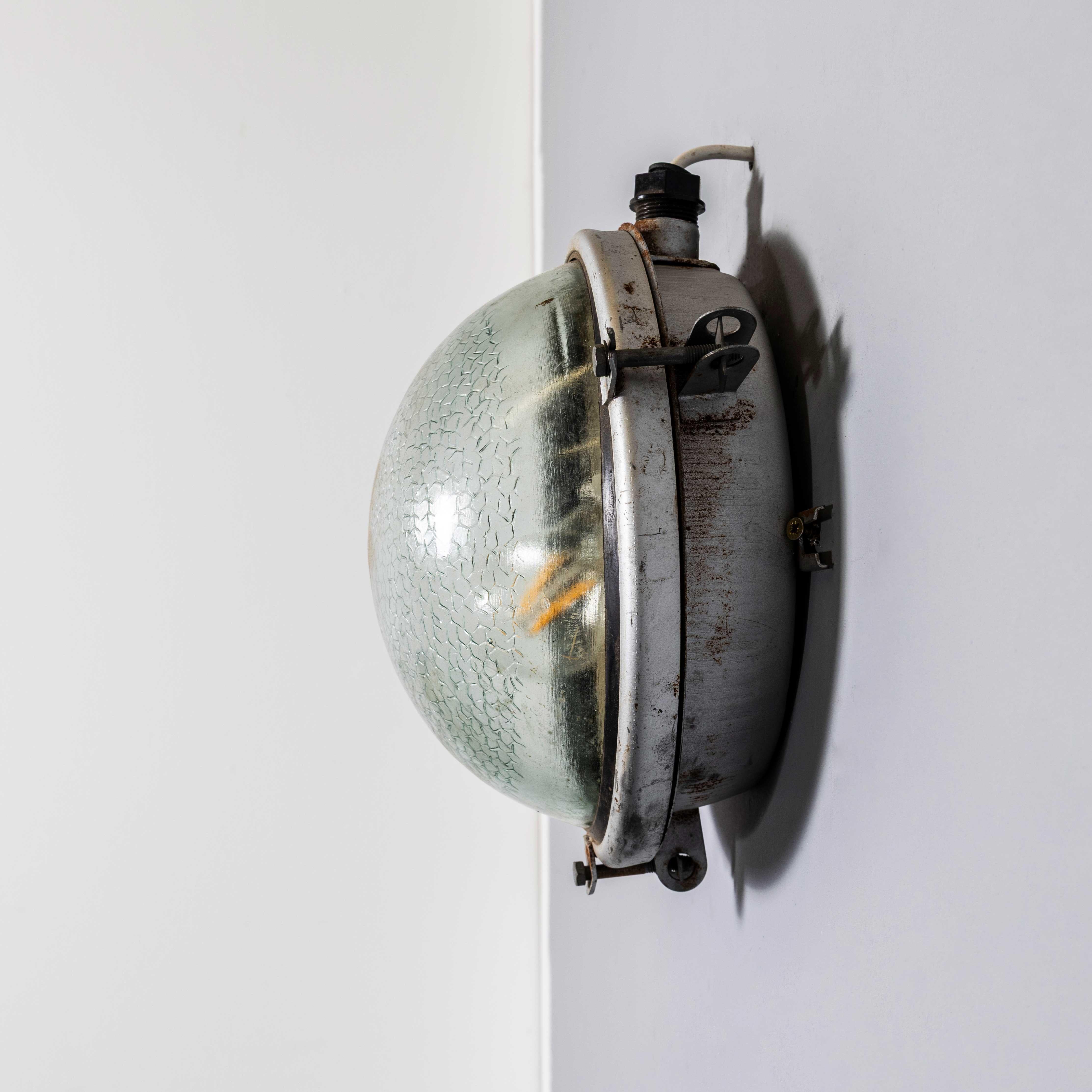 1950's Honeycomb Patterned Bulk Head Ceiling Or Wall Lamps - Pair For Sale 4