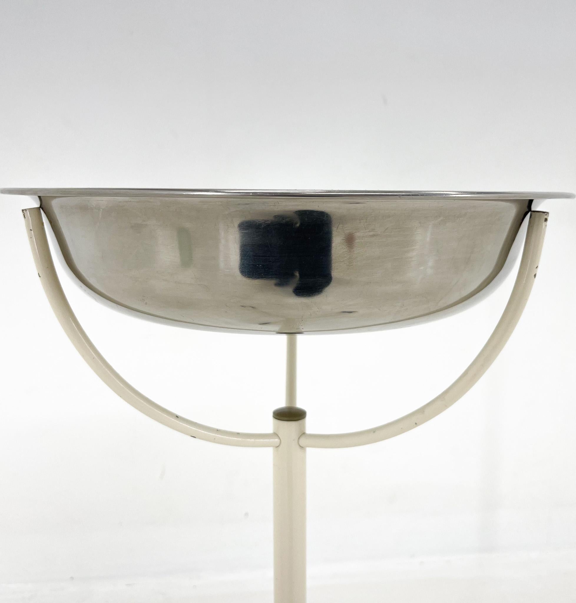 wash basin hospital