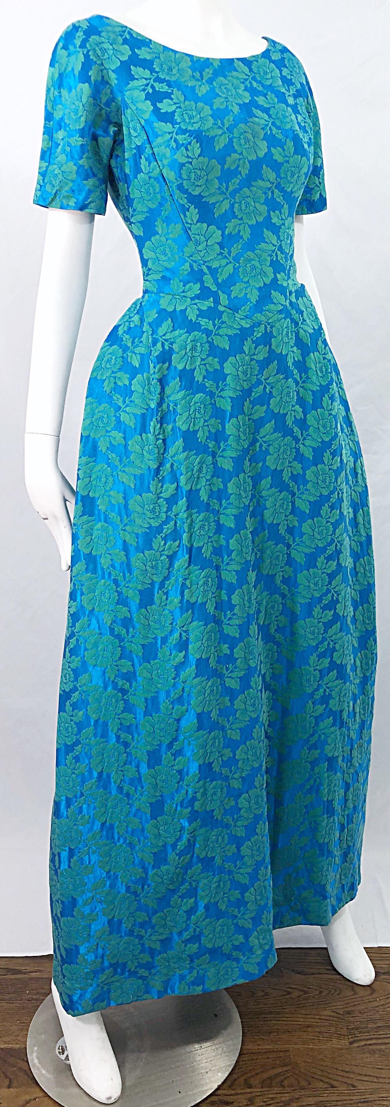1960s House of Bianchi Demi Couture Turquoise Blue Silk Brocade Vintage 60s Gown In Excellent Condition For Sale In San Diego, CA