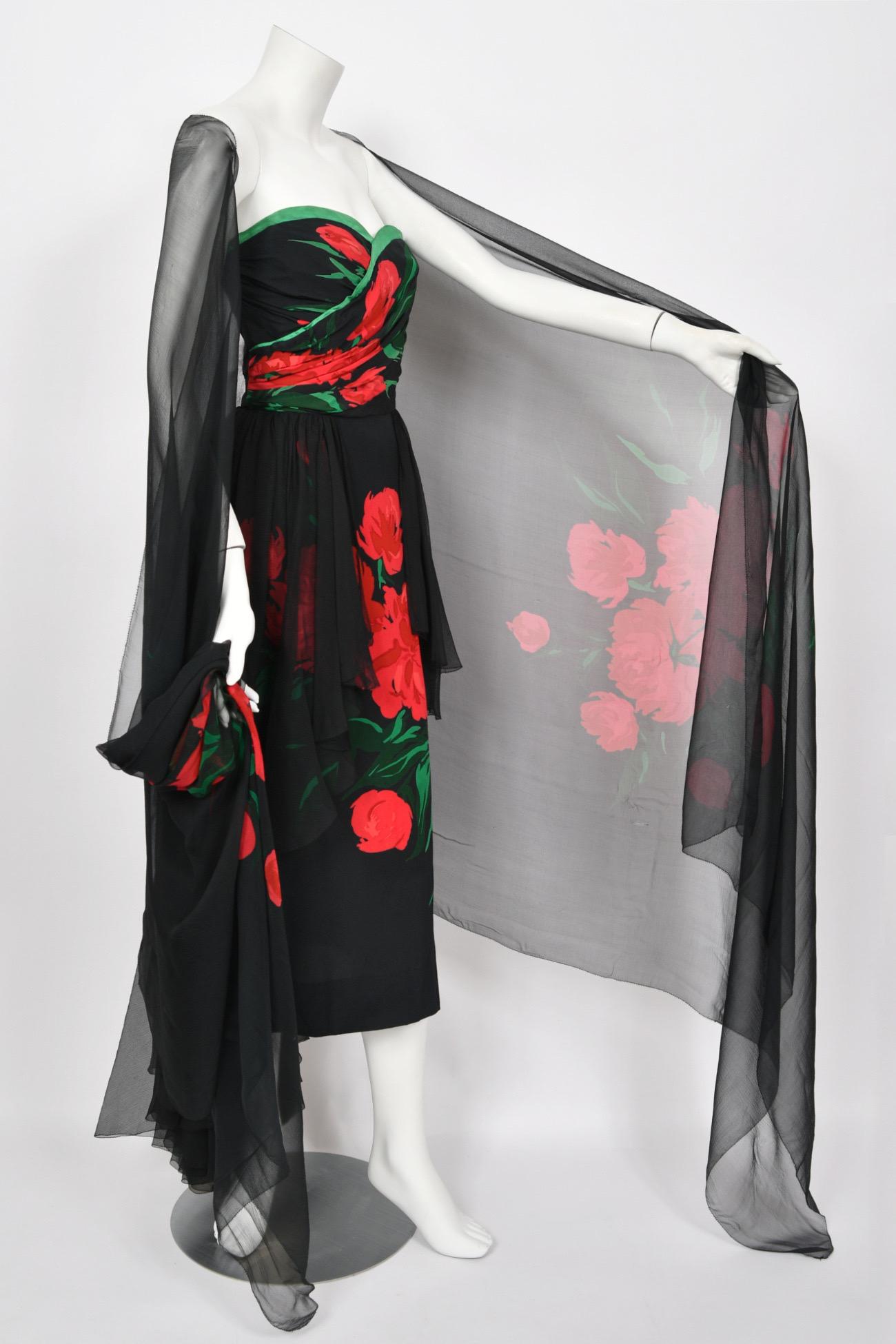 1950's Howard Greer Couture Red Roses Print Silk Strapless High-Low Gown & Shawl For Sale 7