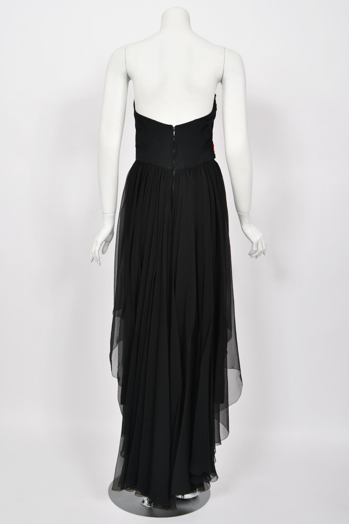 1950's Howard Greer Couture Red Roses Print Silk Strapless High-Low Gown & Shawl For Sale 9