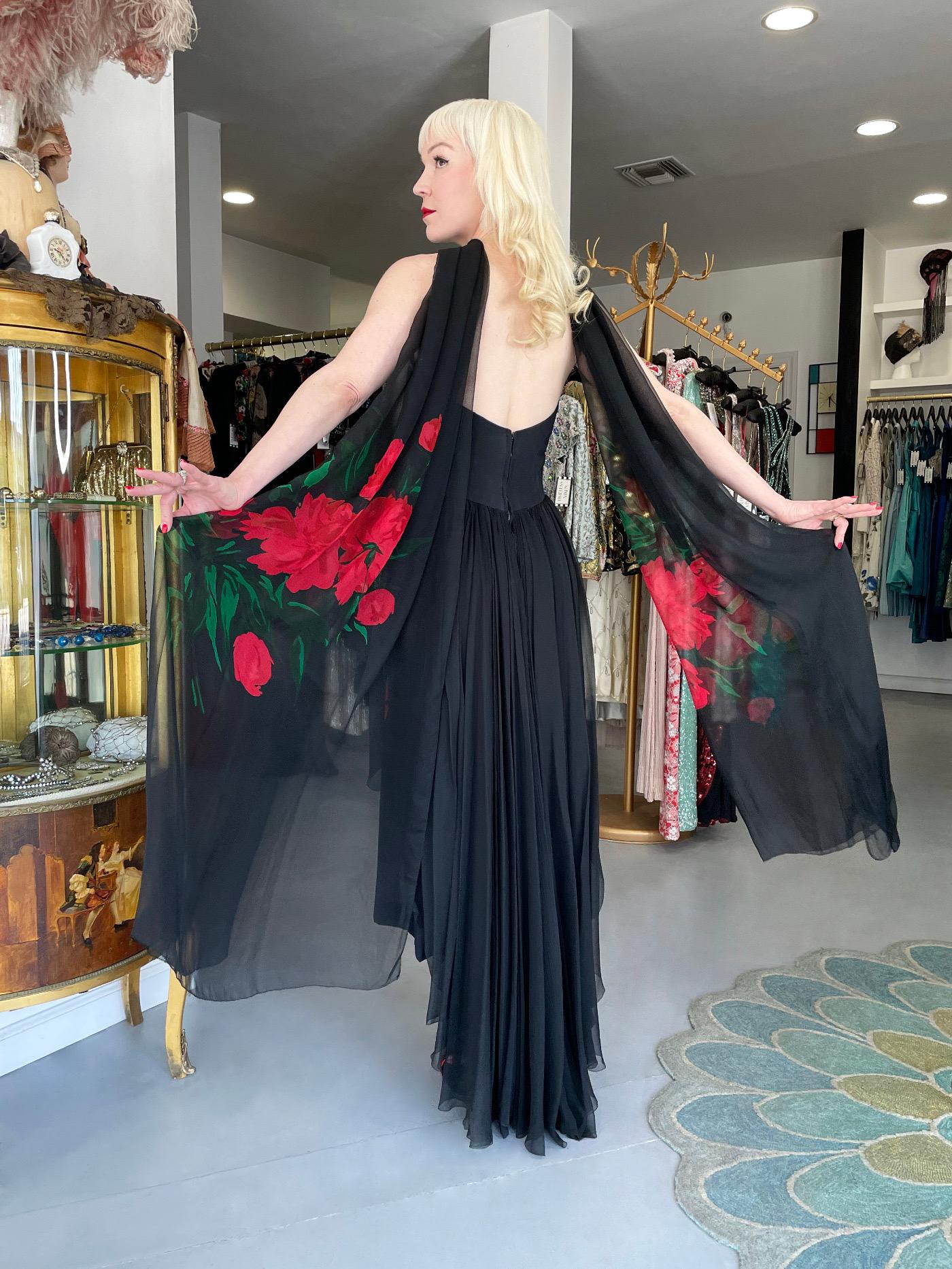 1950's Howard Greer Couture Red Roses Print Silk Strapless High-Low Gown & Shawl For Sale 12