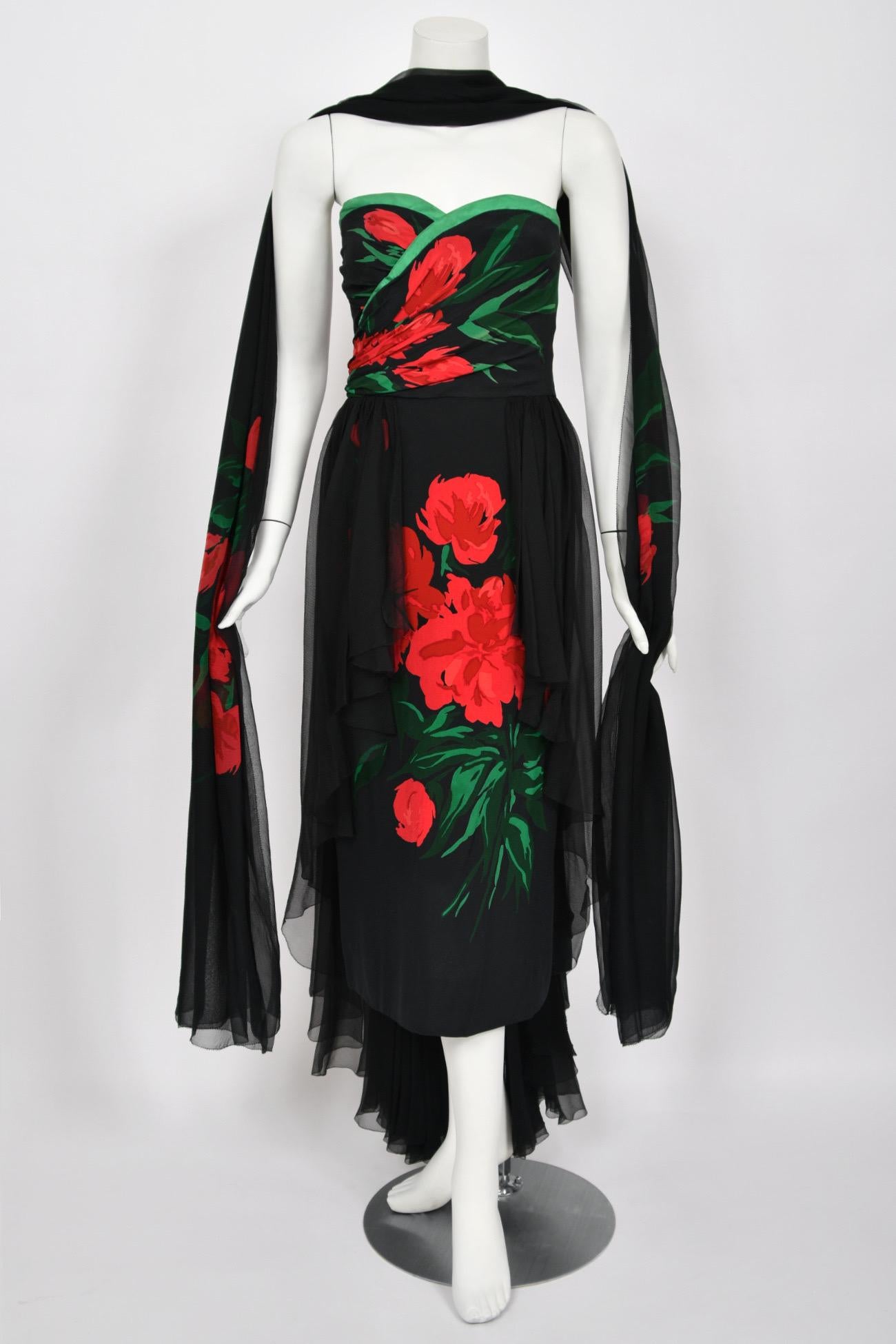 Women's 1950's Howard Greer Couture Red Roses Print Silk Strapless High-Low Gown & Shawl For Sale