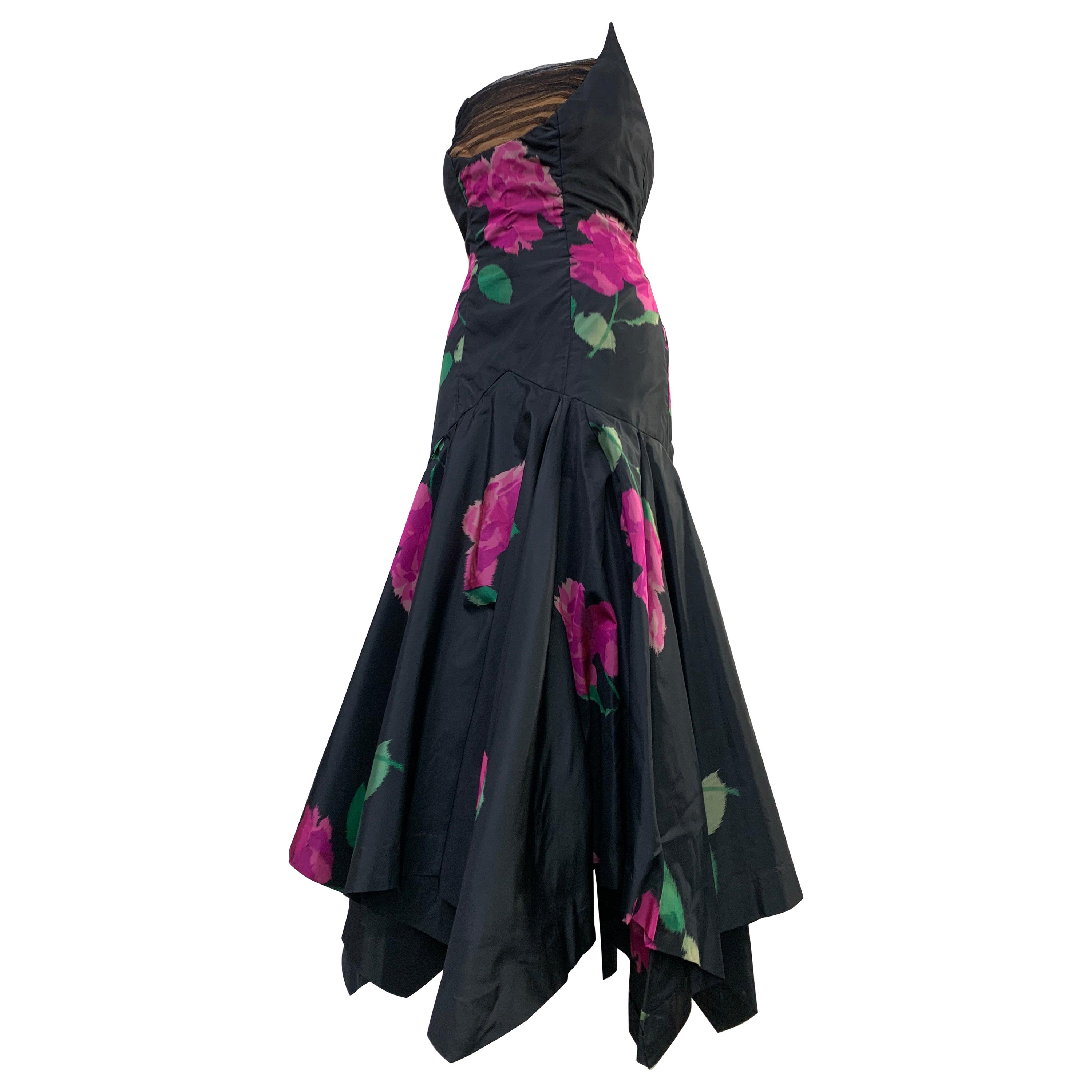 Robe de cocktail à jupe trompette sans bretelles en taffetas de soie fleurie Howard Greer, années 1950 en vente