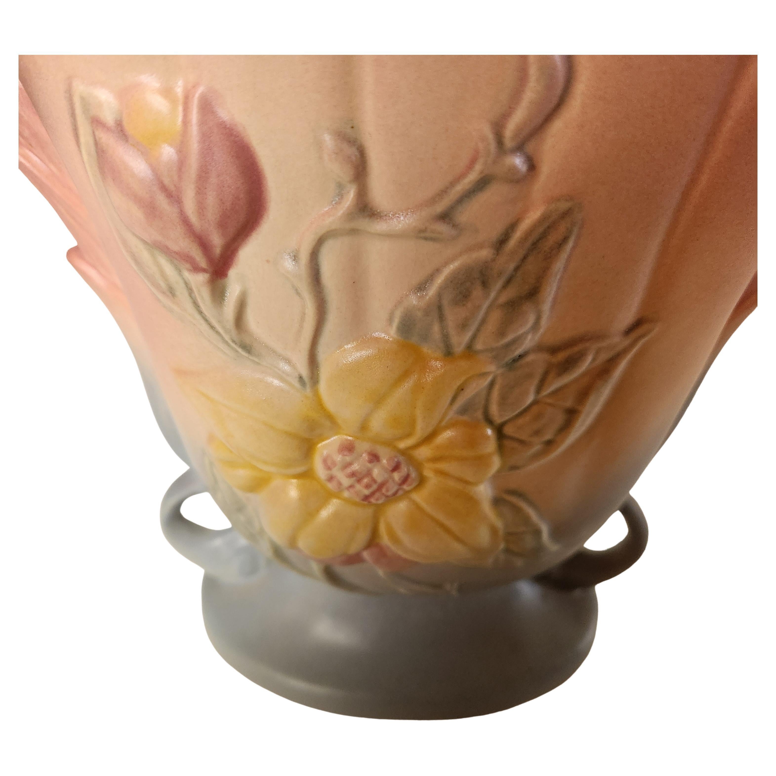 American 1950s Hull Pottery Pink Vase Art Deco Double Handle For Sale