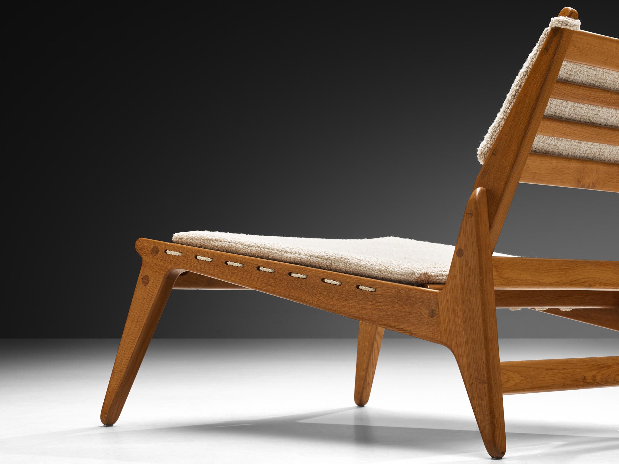 1950s 'Hunting' Lounge Chairs with Ottomans in Solid Oak 2