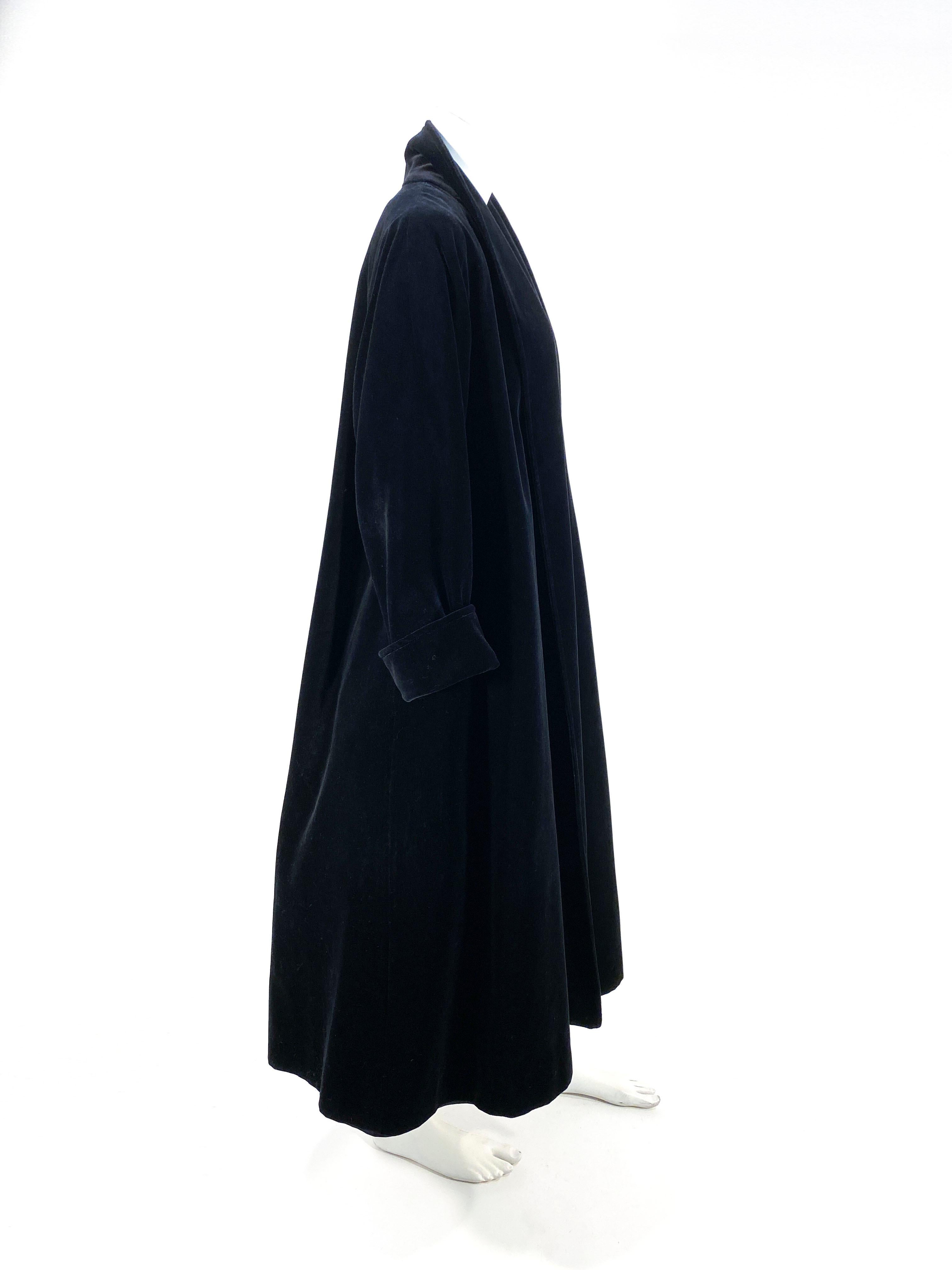 Women's 1950s I. Magnin Black Velvet Evening Coat