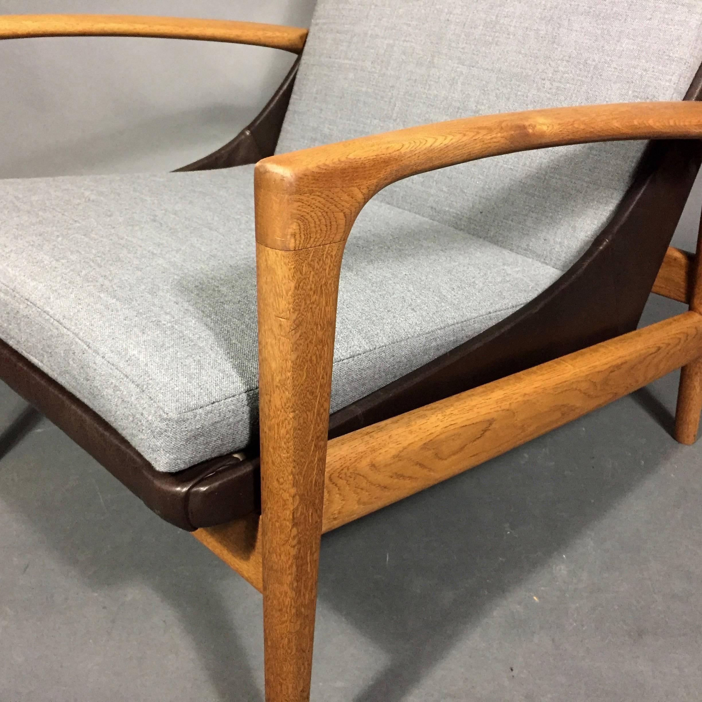 1950s Ib Kofod-Larsen Attributed Lounge Chair, AB Trensums, Sweden For Sale 1