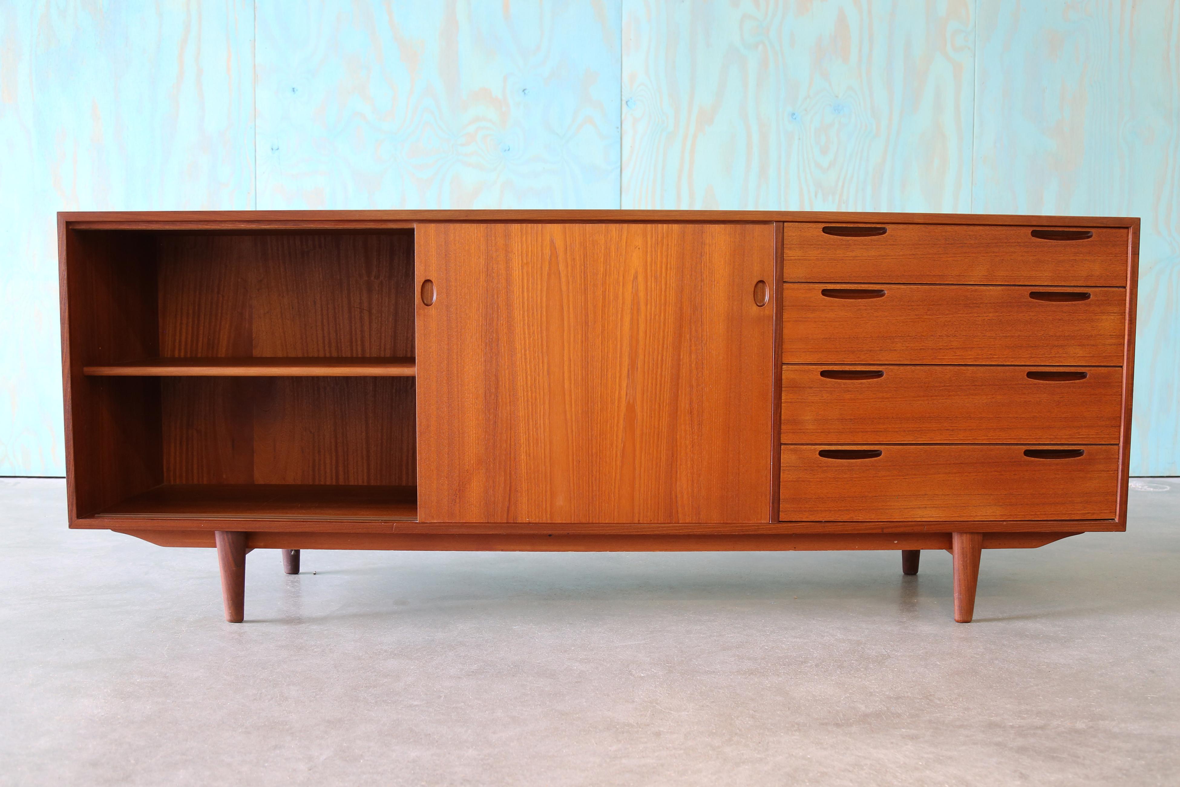 1950s Ib Kofod-Larsen for Clausen and Sons Denmark Teak Sideboard Buffet For Sale 4
