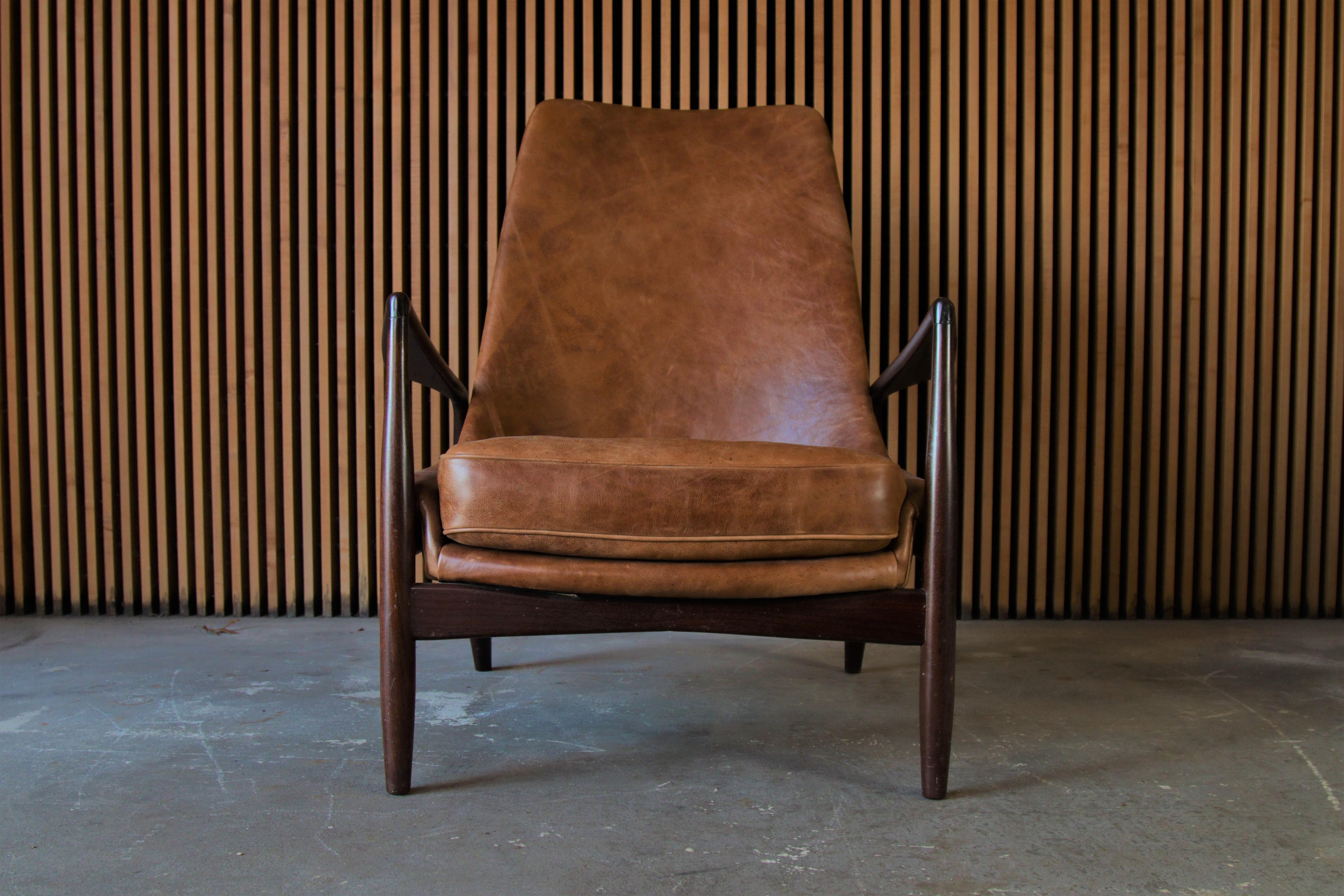 Danish 1950s Ib Kofod-Larsen Seal Chair in Afromosia Teak and Cognac Leather