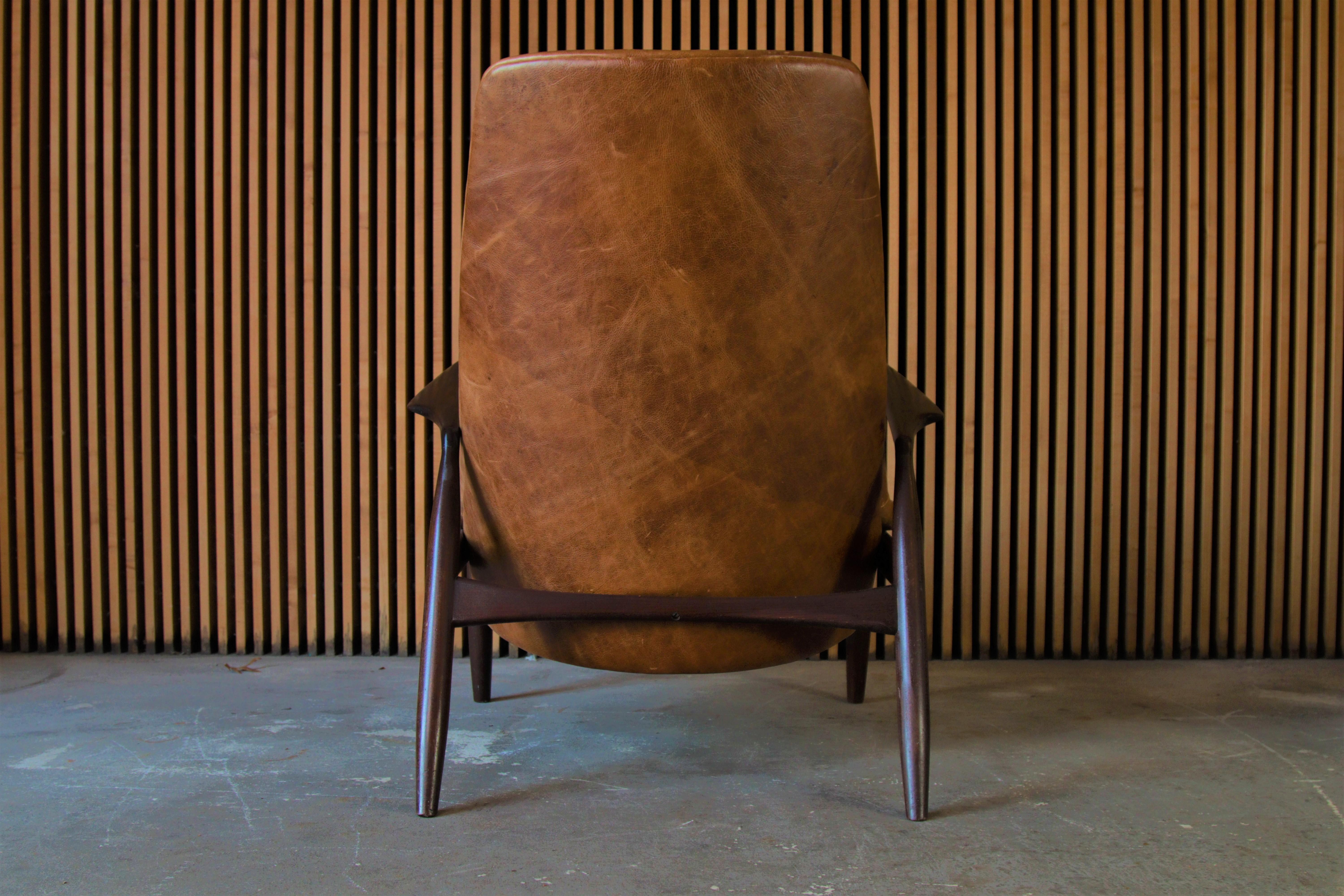 20th Century 1950s Ib Kofod-Larsen Seal Chair in Afromosia Teak and Cognac Leather