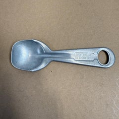 Cucchiaio in alluminio per gelato del 1950