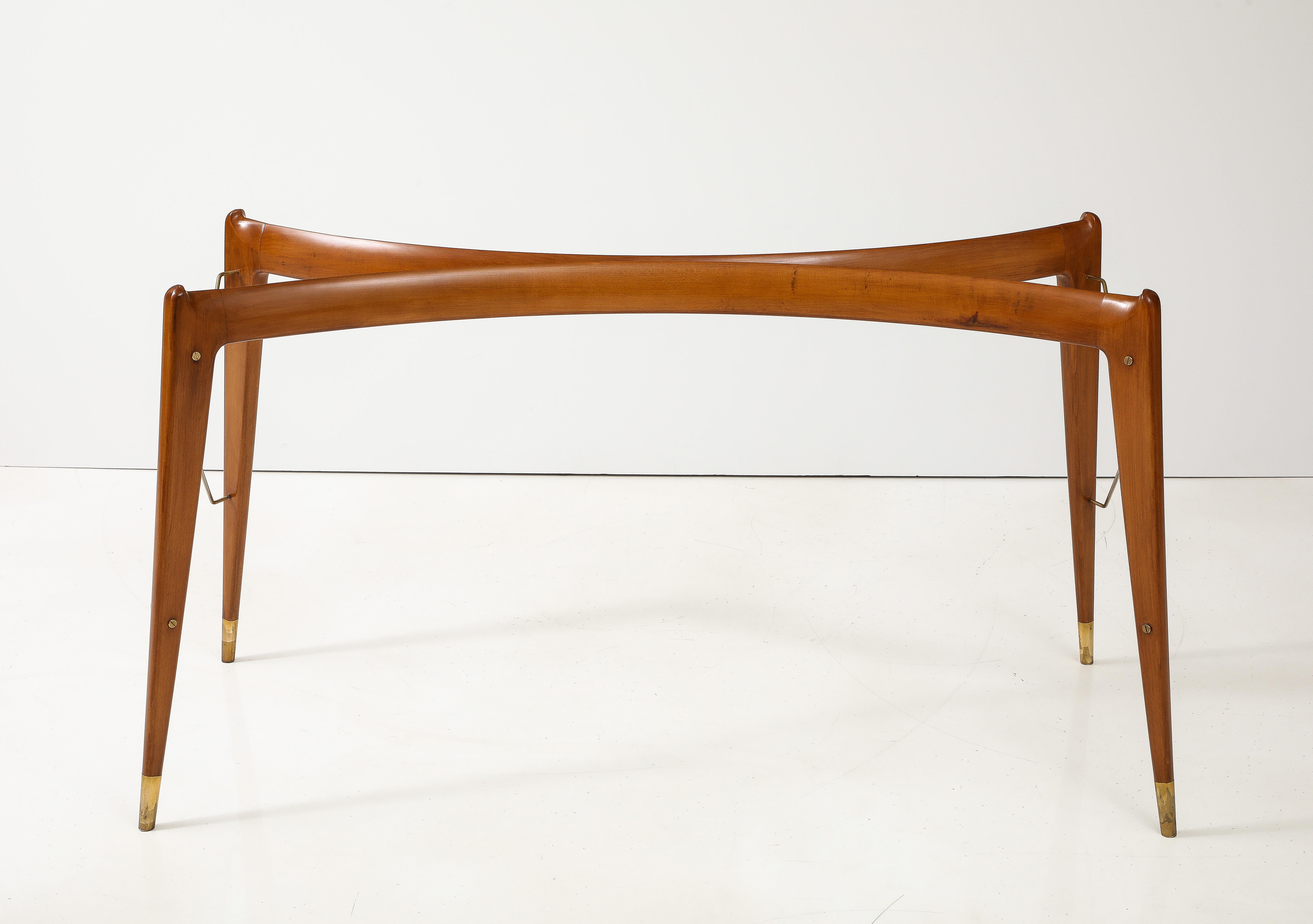 1950's Ico Parisi Attributed Sculptural Cherrywood And Brass Dining Table For Sale 11