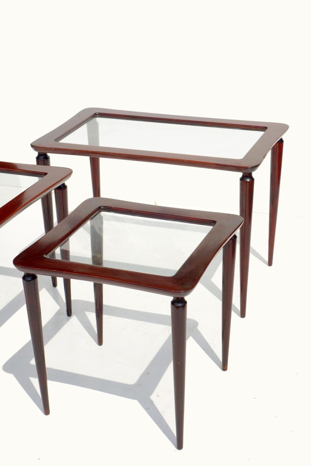 Mid-20th Century 1950s Ico Parisi Italian Design Mahogany Nesting Tables For Sale