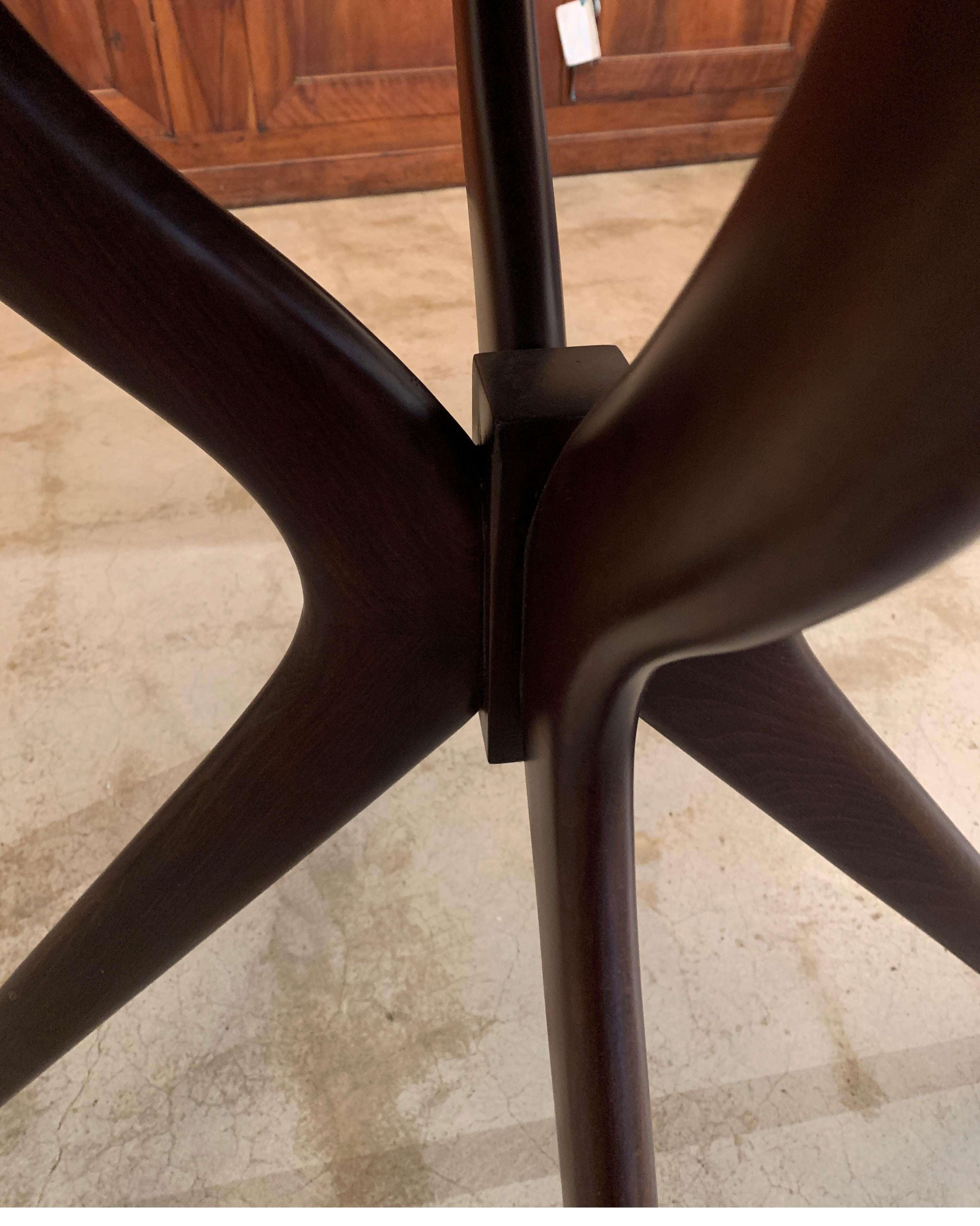 1950s Ico Parisi Style Italian Round Pedestal Table In Good Condition In Houston, TX