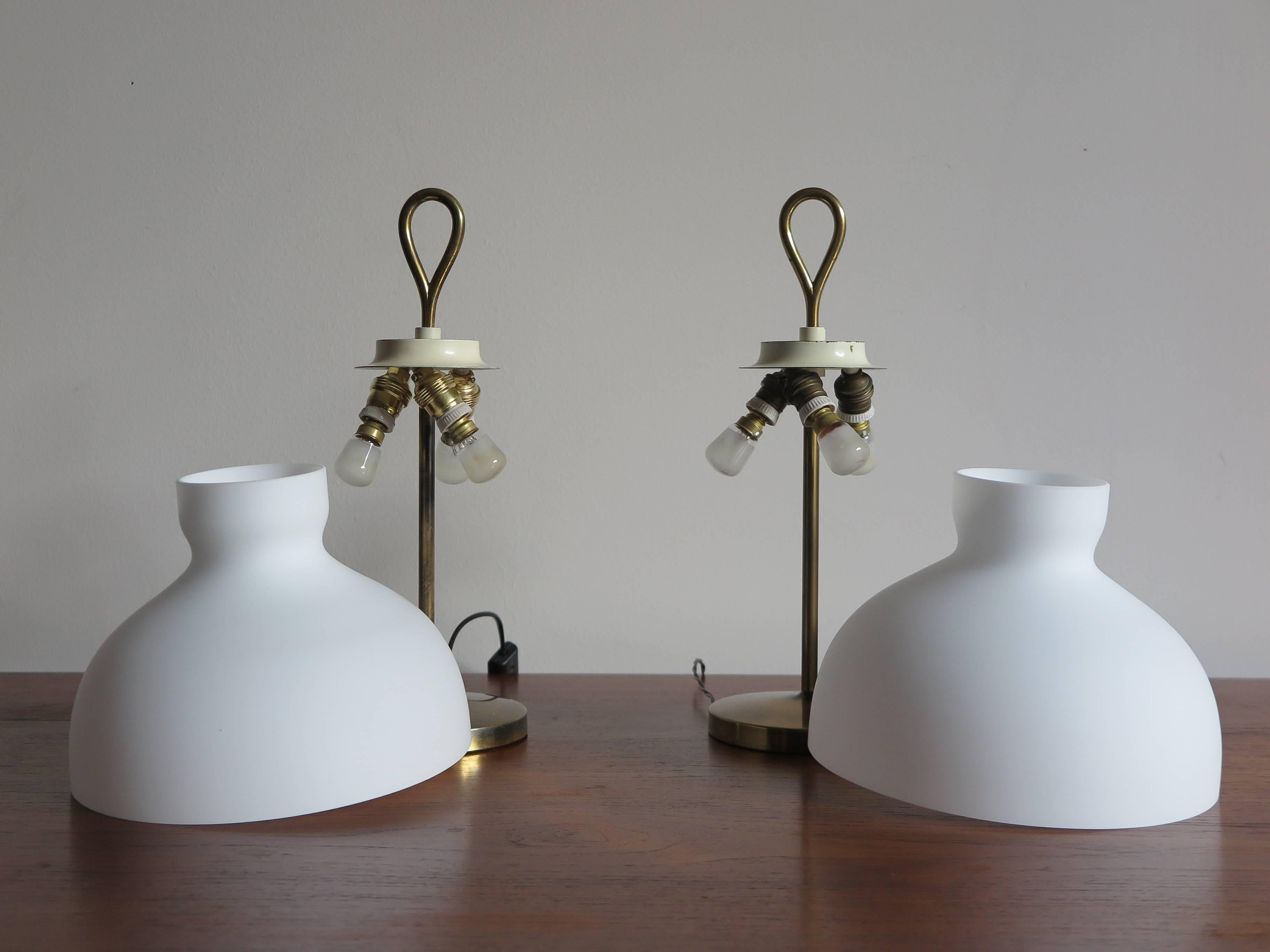 Mid-Century Modern 1950s Ignazio Gardella Italian Midcentury Table Lamp Model Arenzano for Azucena