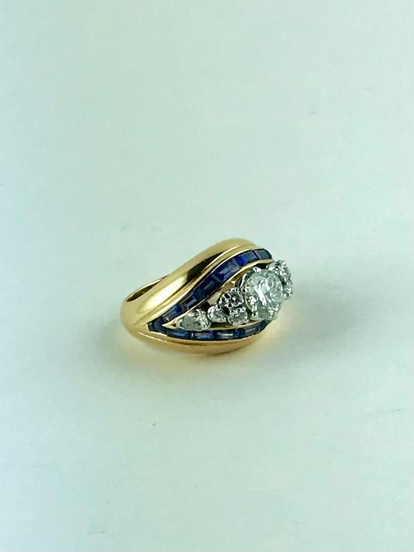 1950er Illario Ring aus Gelbgold, Diamanten und natürlichen Saphiren im Zustand „Gut“ im Angebot in Torino, IT