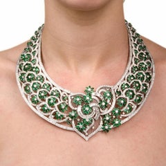 1950s Impressive Lace Deco Design Diamond Emerald Necklace