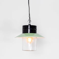 Lampade a sospensione industriali in bachelite degli anni '50