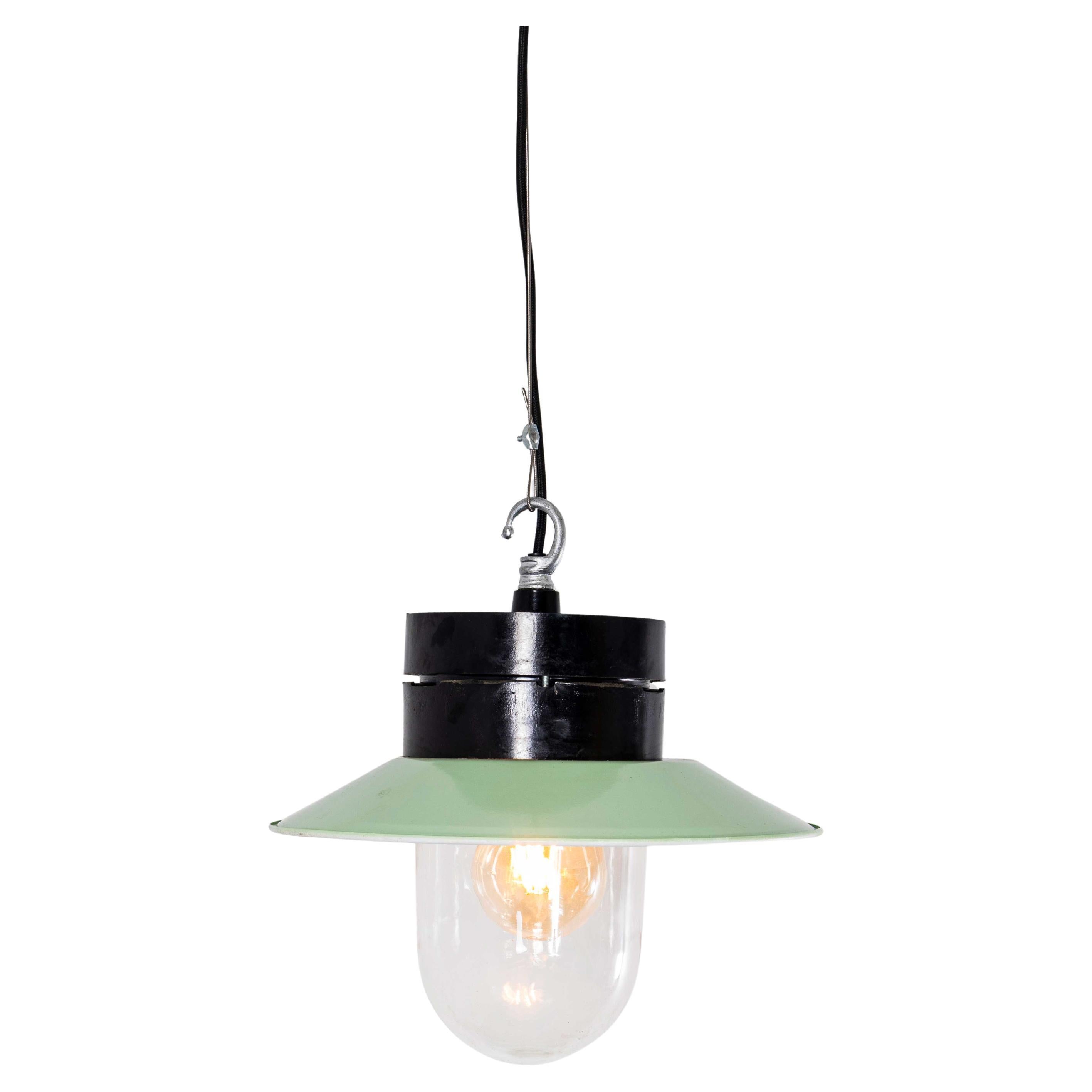 Lampade a sospensione industriali in bachelite degli anni '50