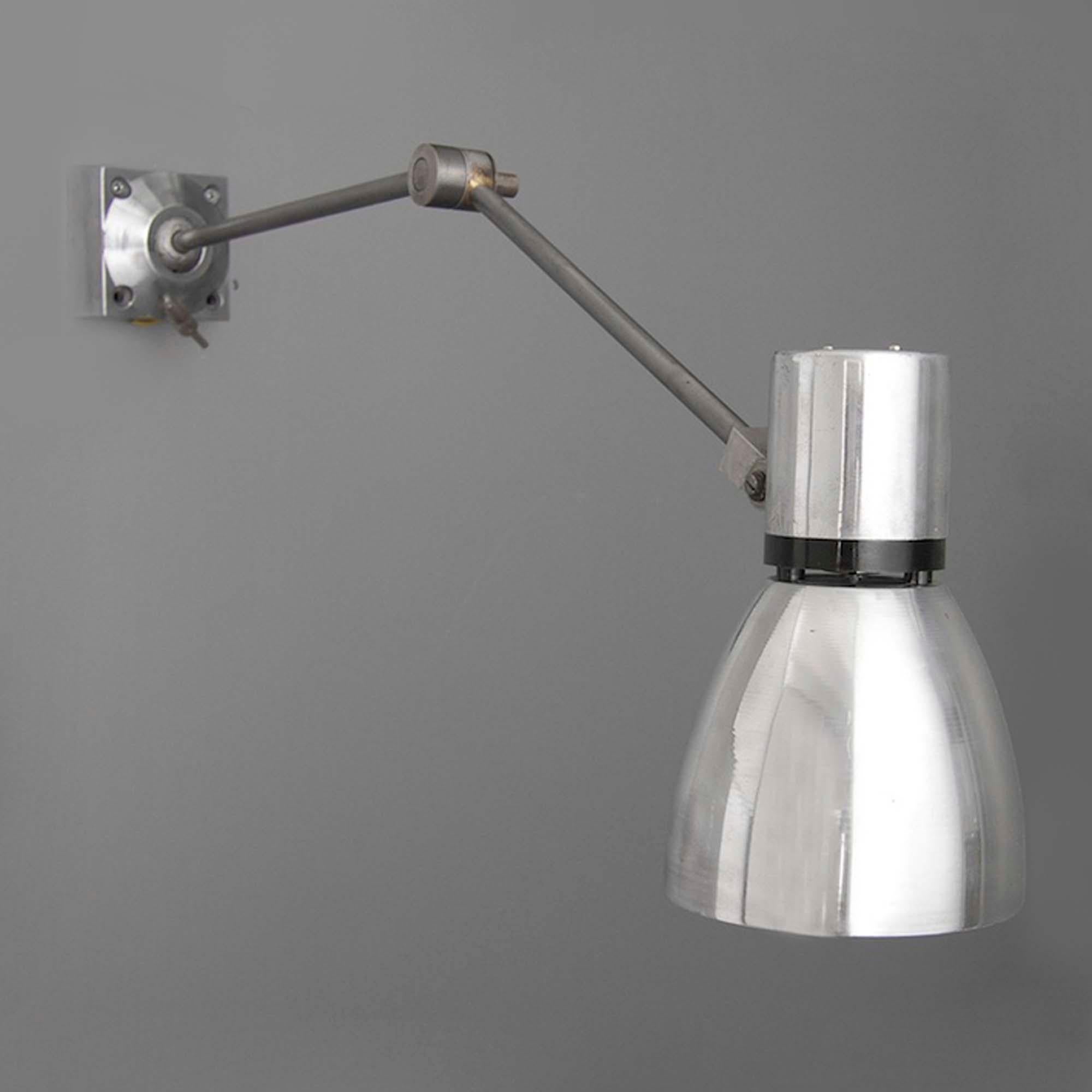 20ième siècle 1950's Industrial Cantilever Wall Lamp — Mid-Century Factory Salvage en vente